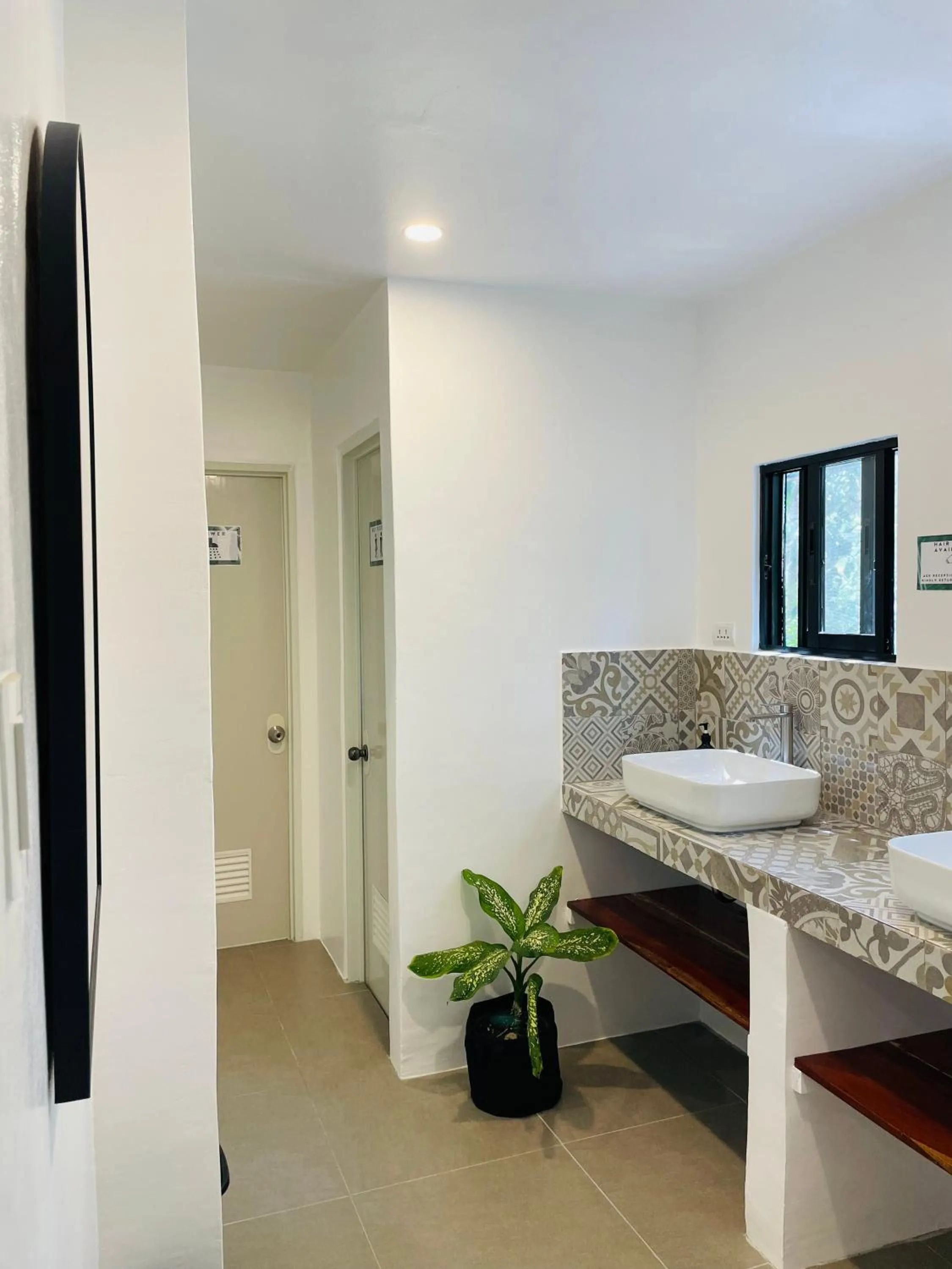 Shower in MAAYONG HOSTEL