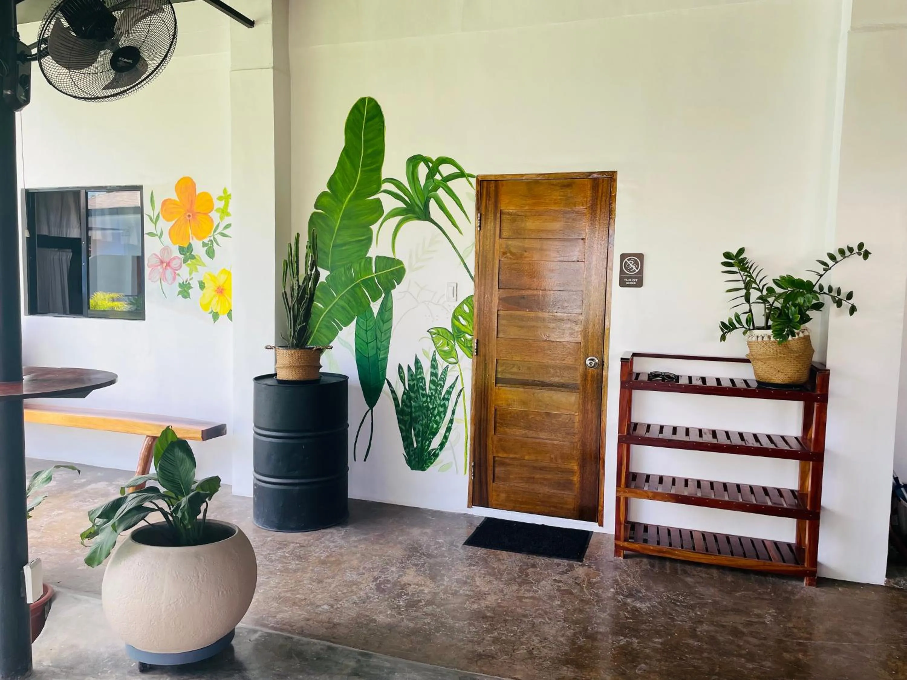 Facade/entrance in MAAYONG HOSTEL