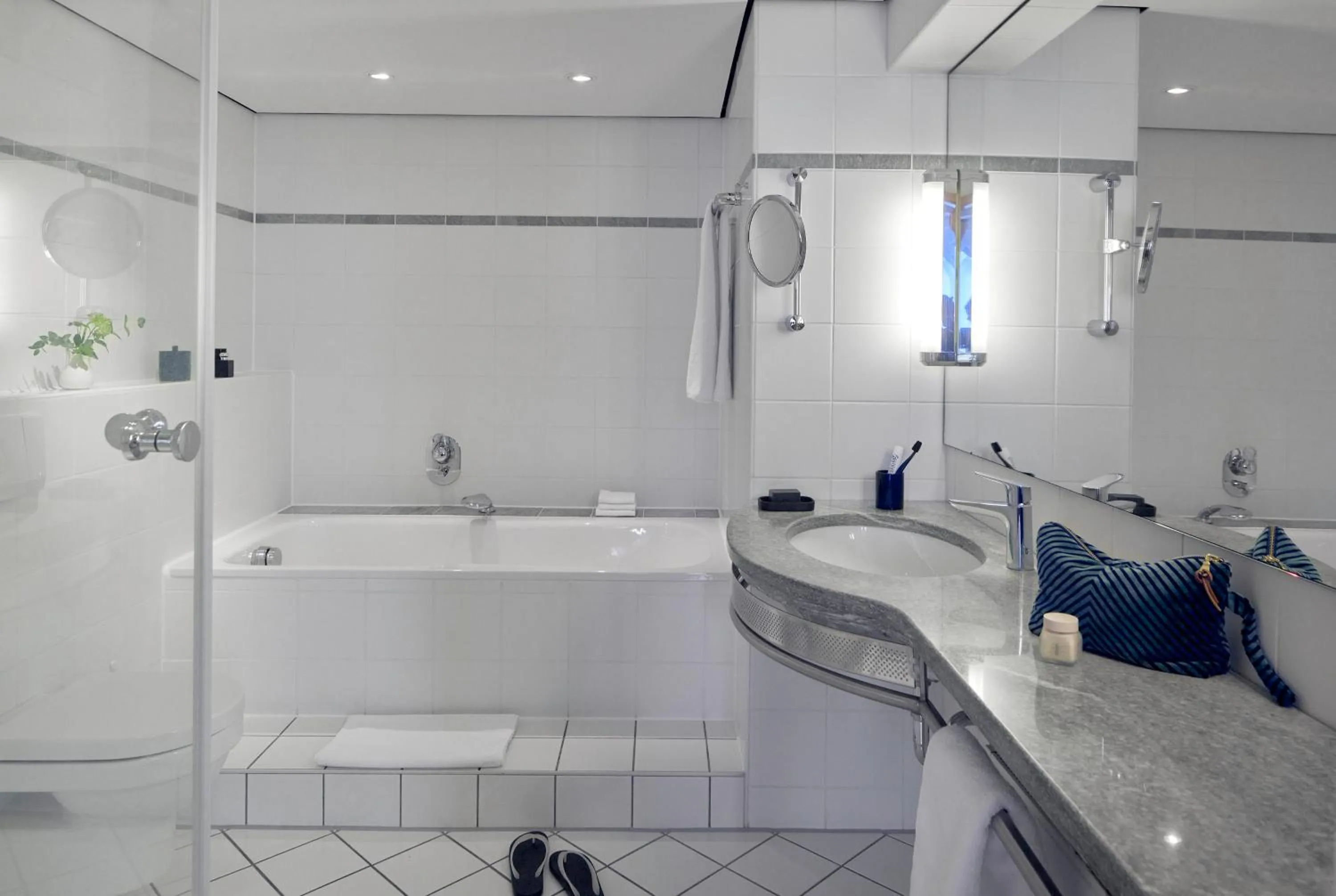 Bathroom in THE MADISON Hotel Hamburg