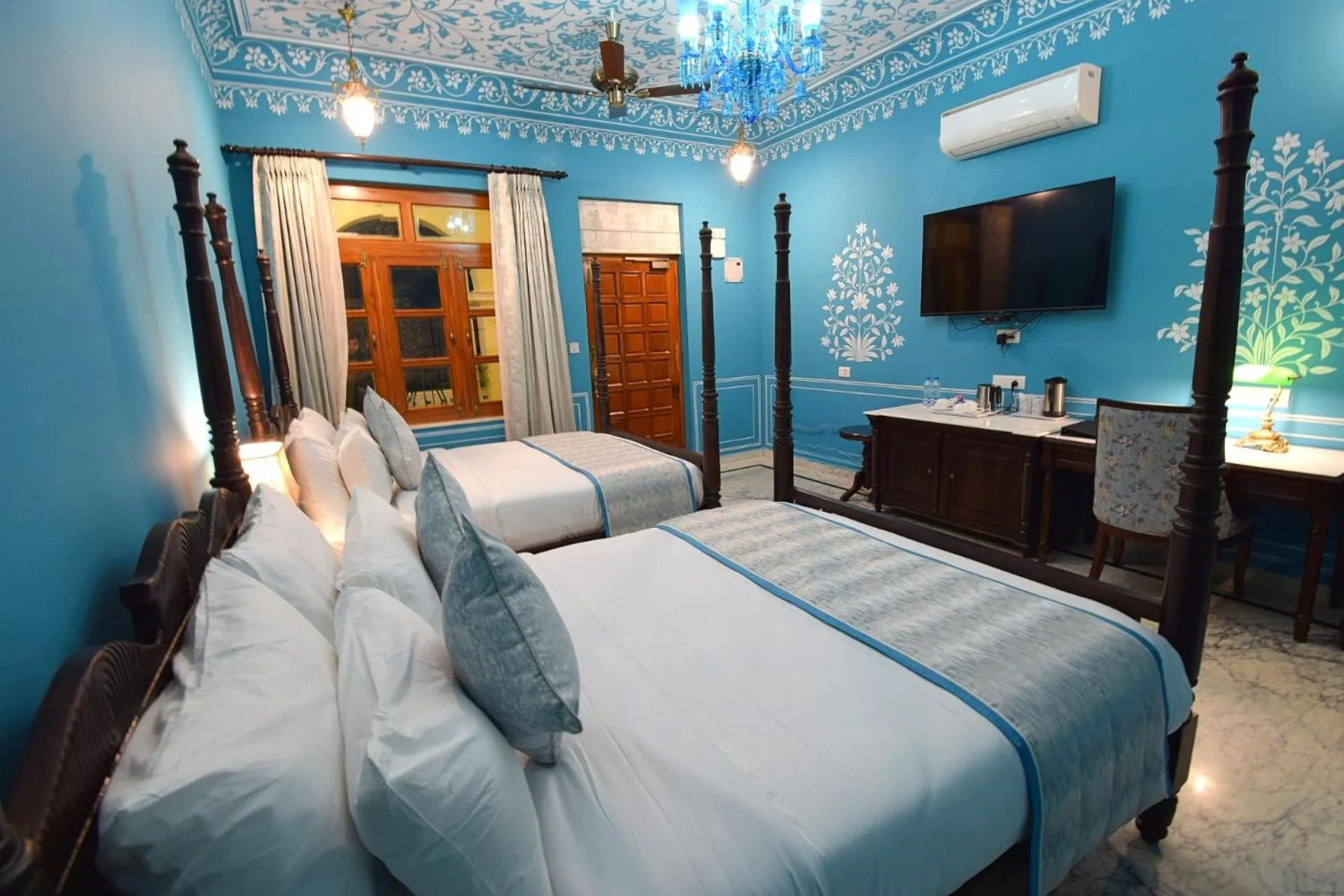 TV and multimedia, Bed in Umaid Farm Resort- A Legancy Vintage Stay In Jaipur