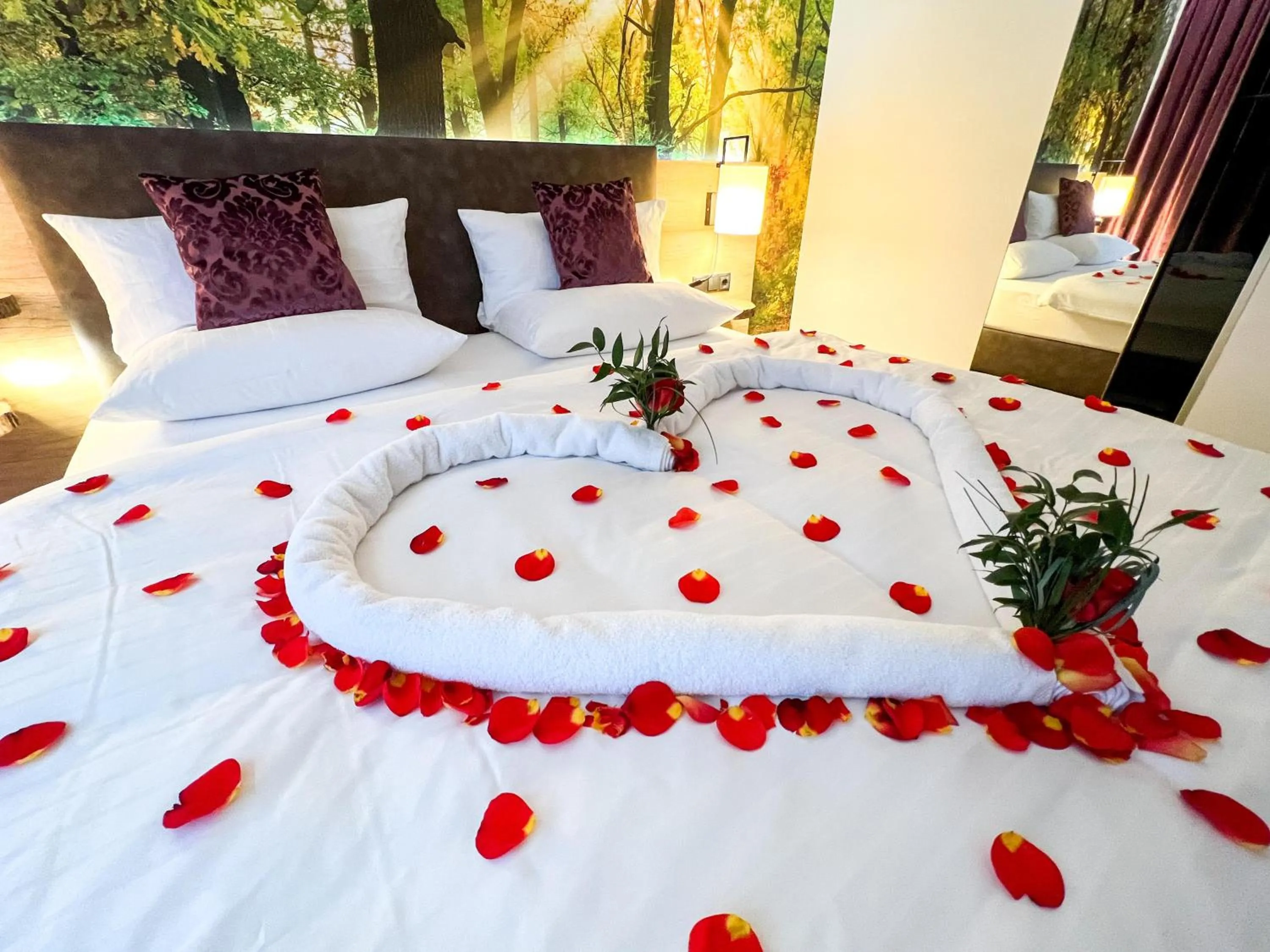 Photo of the whole room, Bed in Trihotel Rostock - Wellnesshotel Adults Only