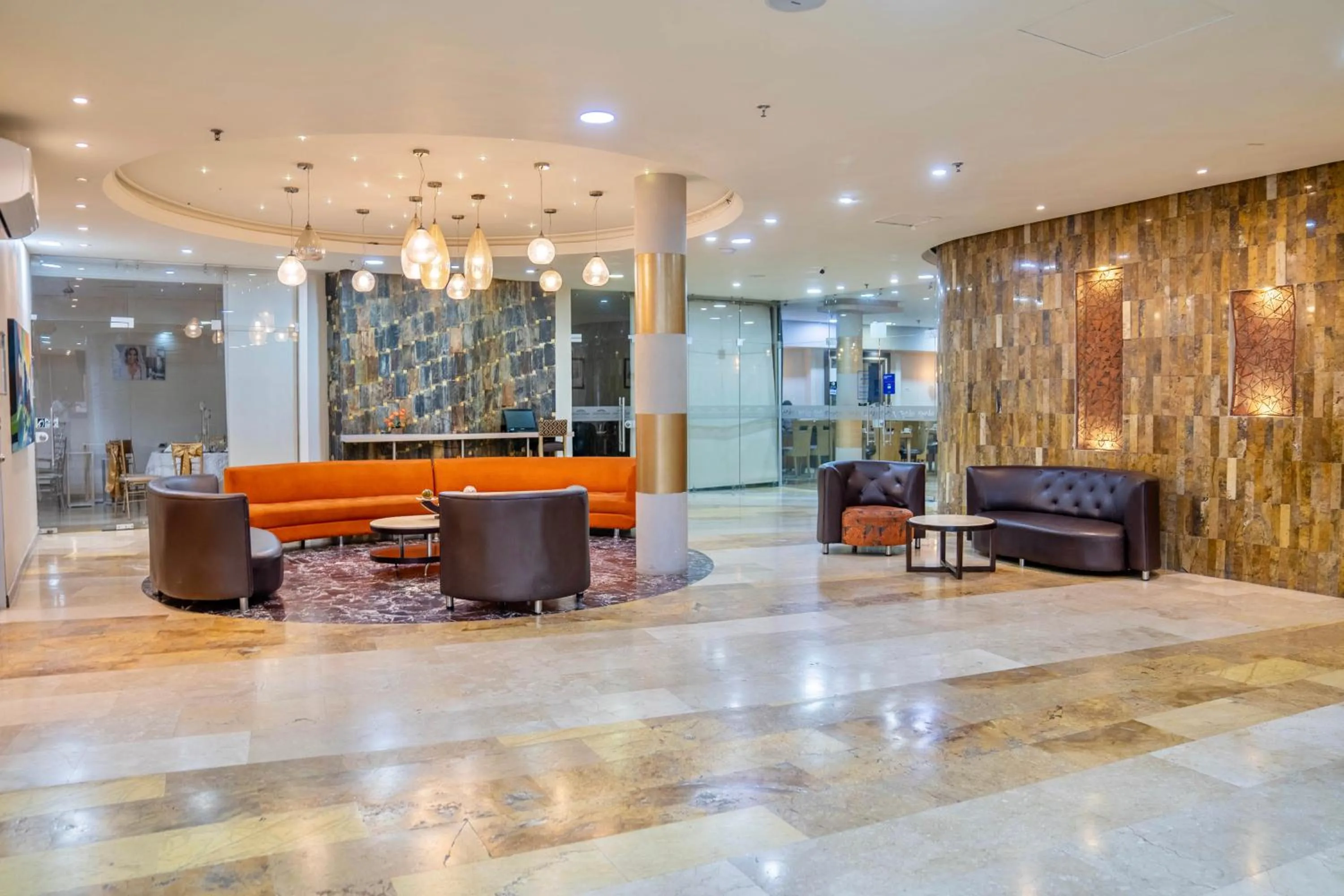 Lobby or reception in Howard Johnson by Wyndham Barranquilla Versalles