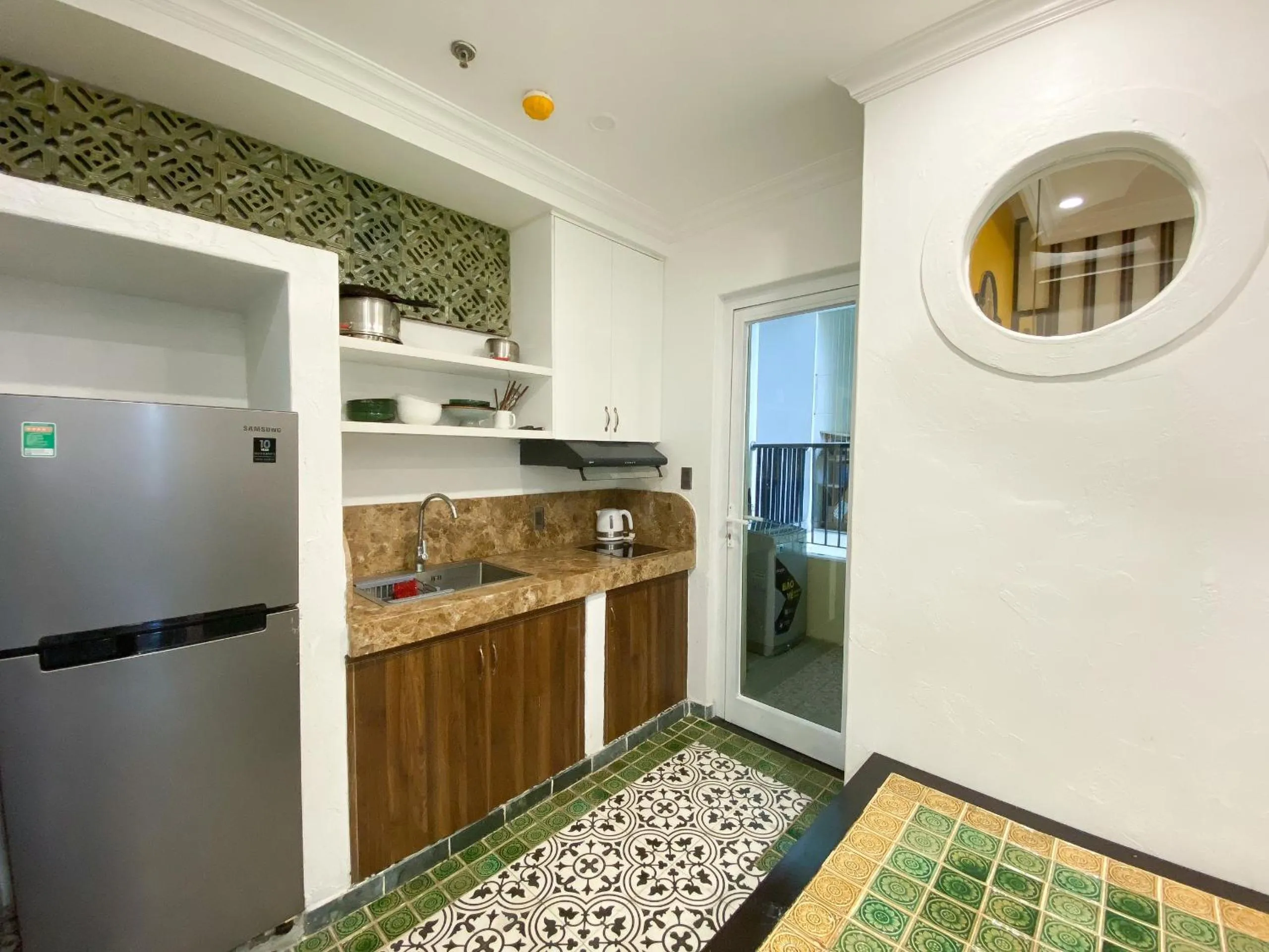 Hue Crown Boutique best hotel