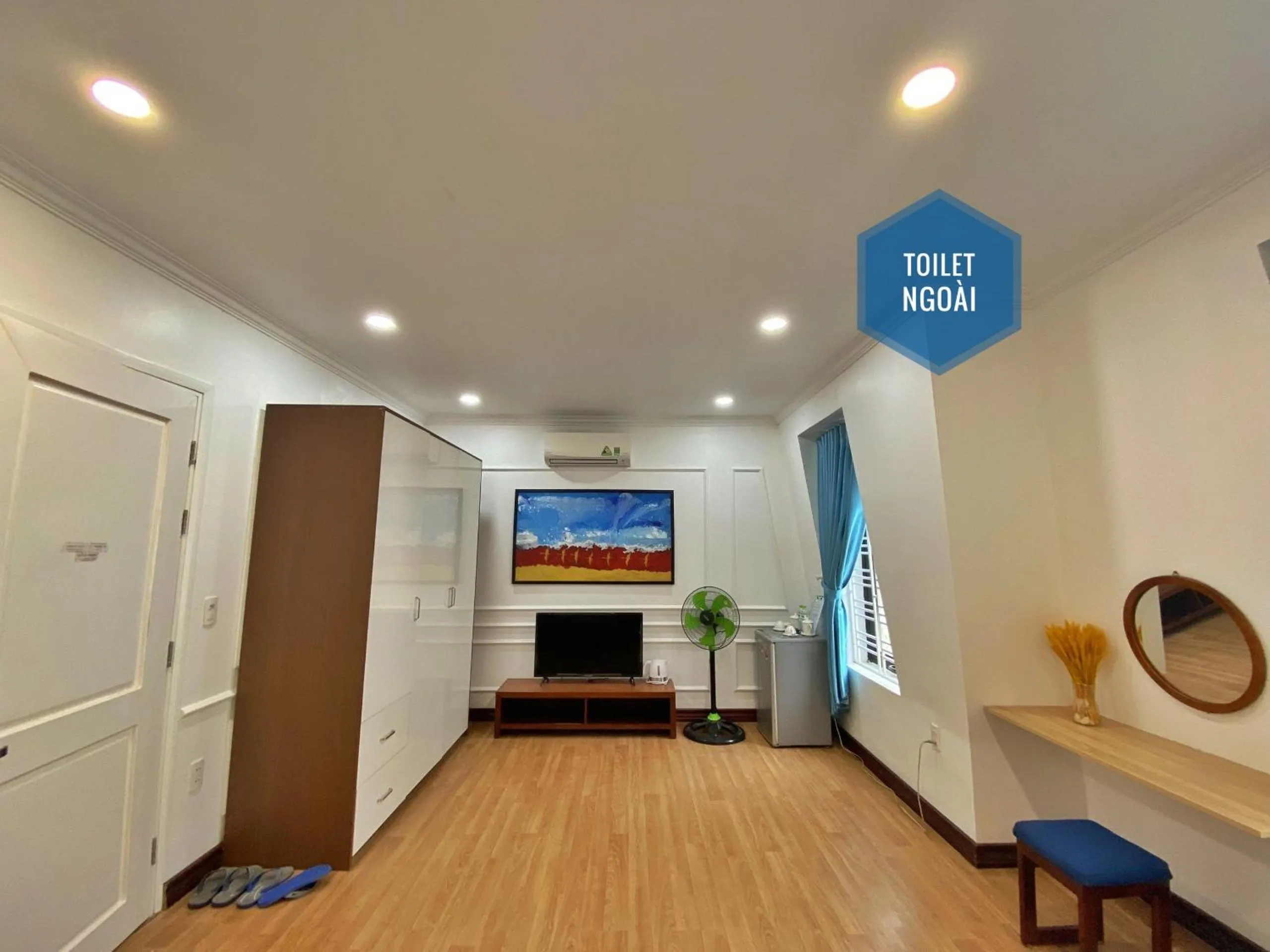 Hue Crown Boutique best hotel