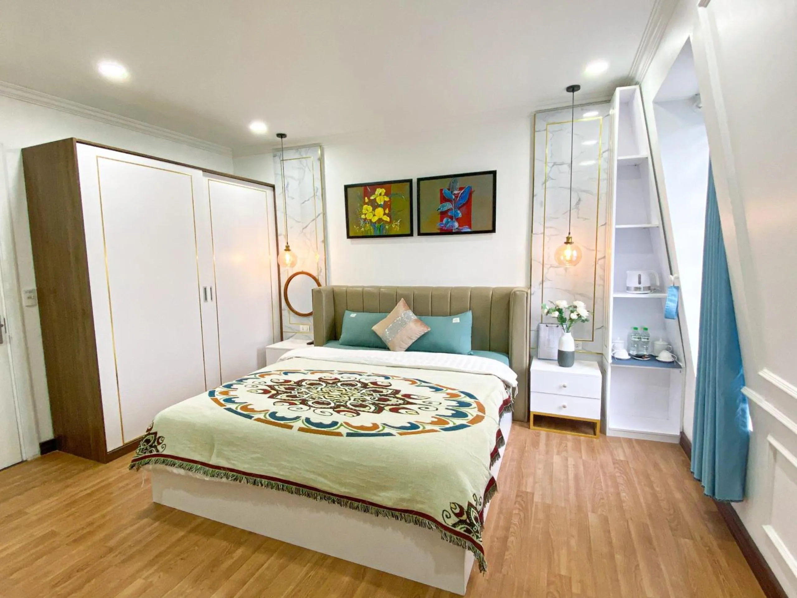 Bed in Hue Crown Boutique best hotel