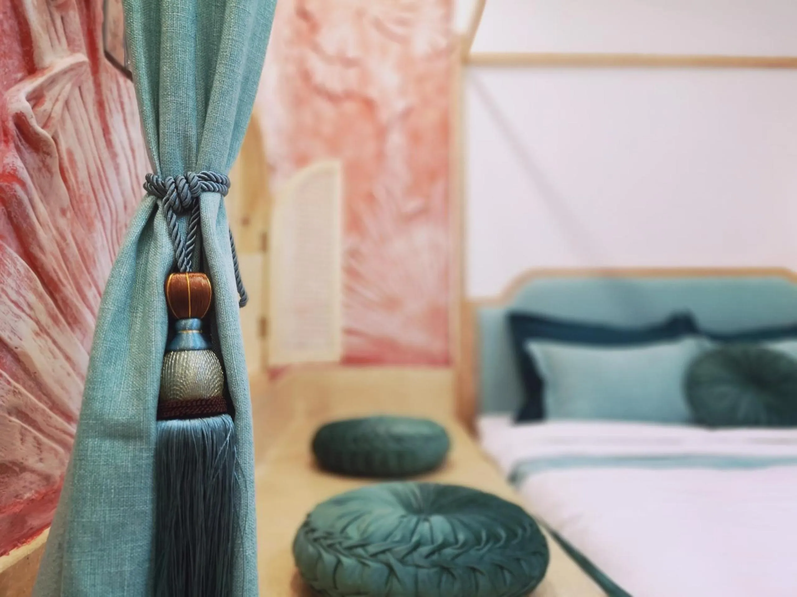 Bed in Hue Crown Boutique best hotel