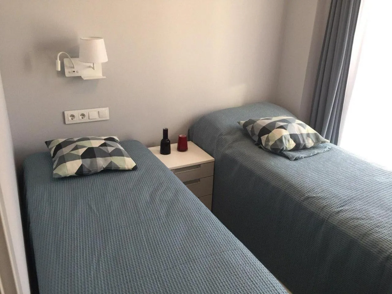 Bed in Nuevo Luminoso Apartamento Catalina a 80 metros de la playa para 4 personas