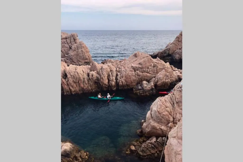 Natural landscape in Nuevo Luminoso Apartamento Catalina a 80 metros de la playa para 4 personas
