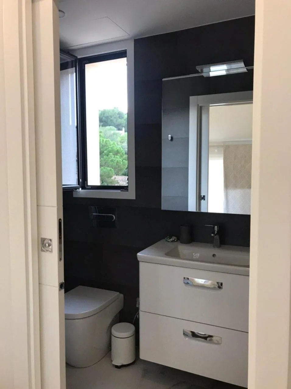 Bathroom in Nuevo Luminoso Apartamento Catalina a 80 metros de la playa para 4 personas