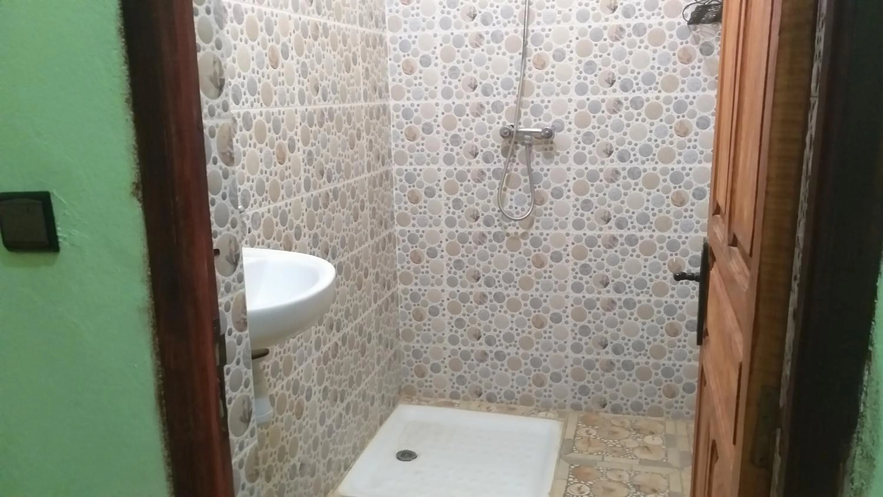 Merzouga Quiet apart &camels trecking