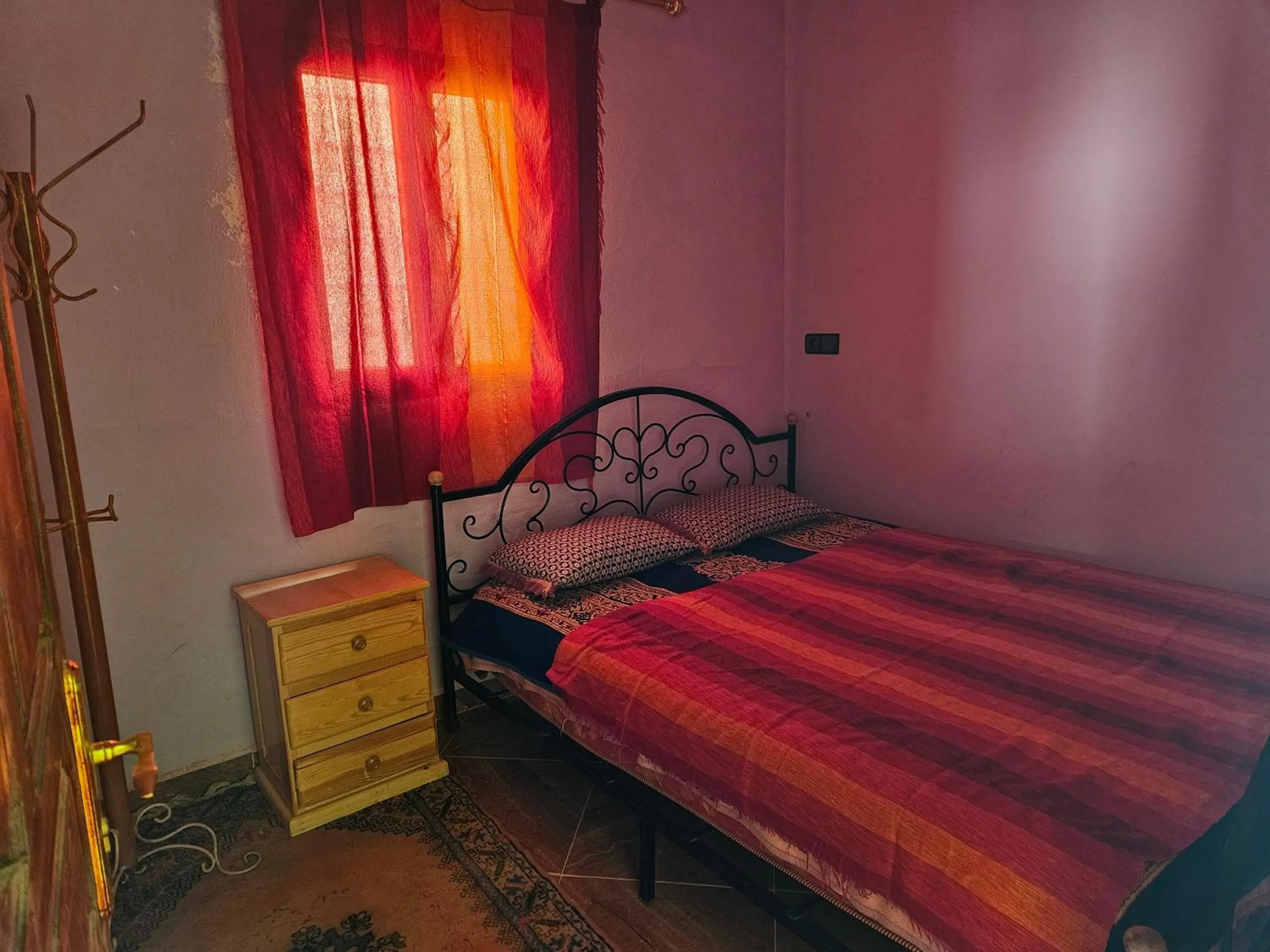 Bed in Merzouga Quiet apart &camels trecking