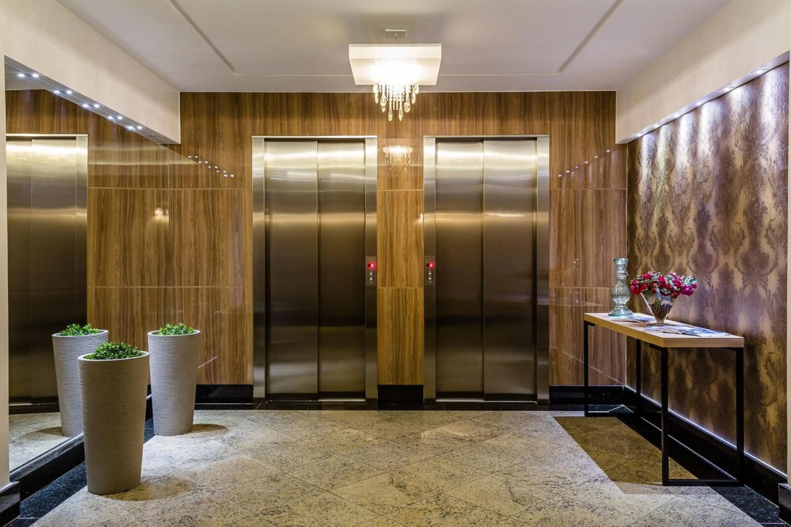 Decorative detail in Vox Hotel