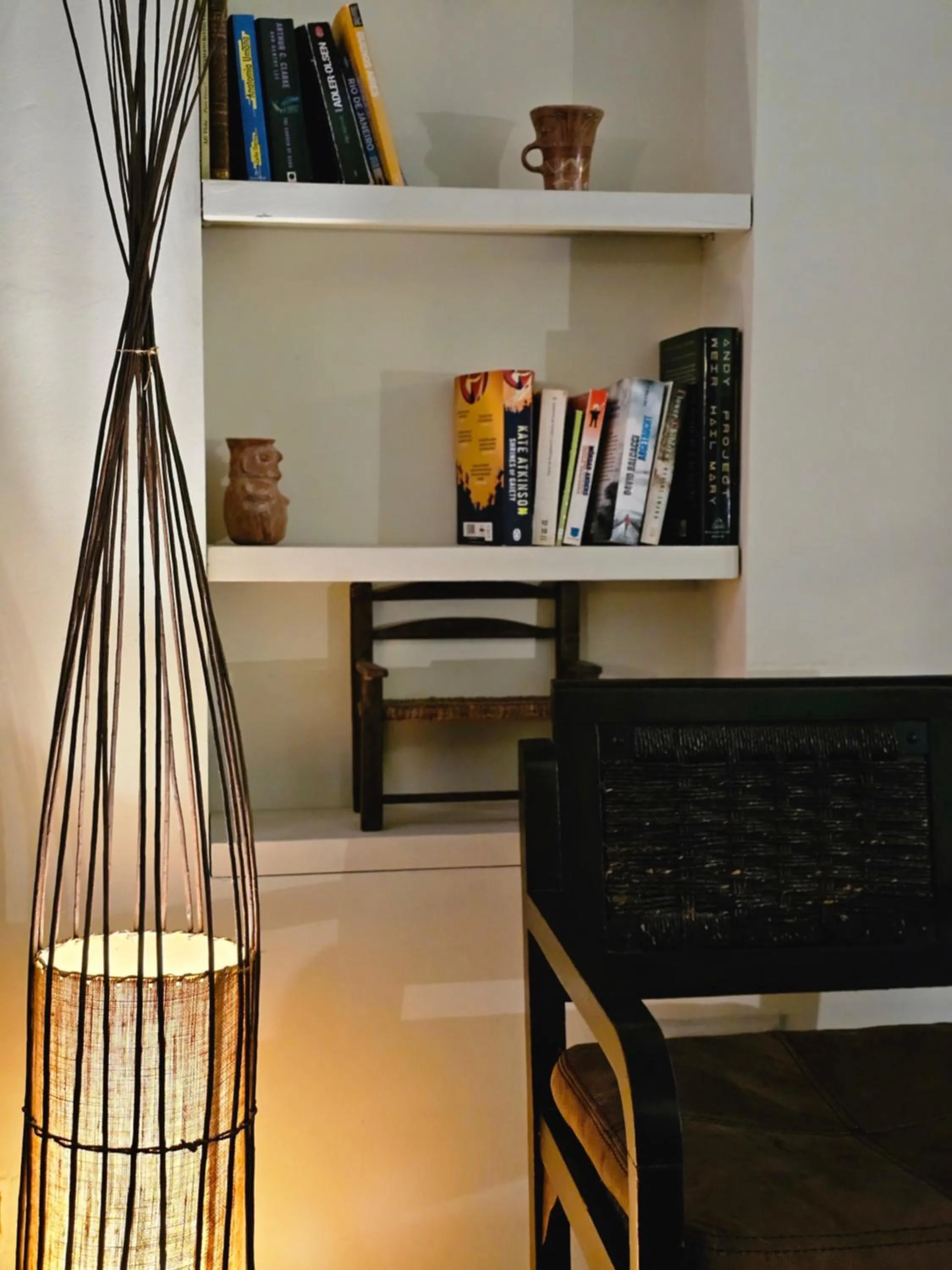 Library in BE Jardin Escondido By Coppola