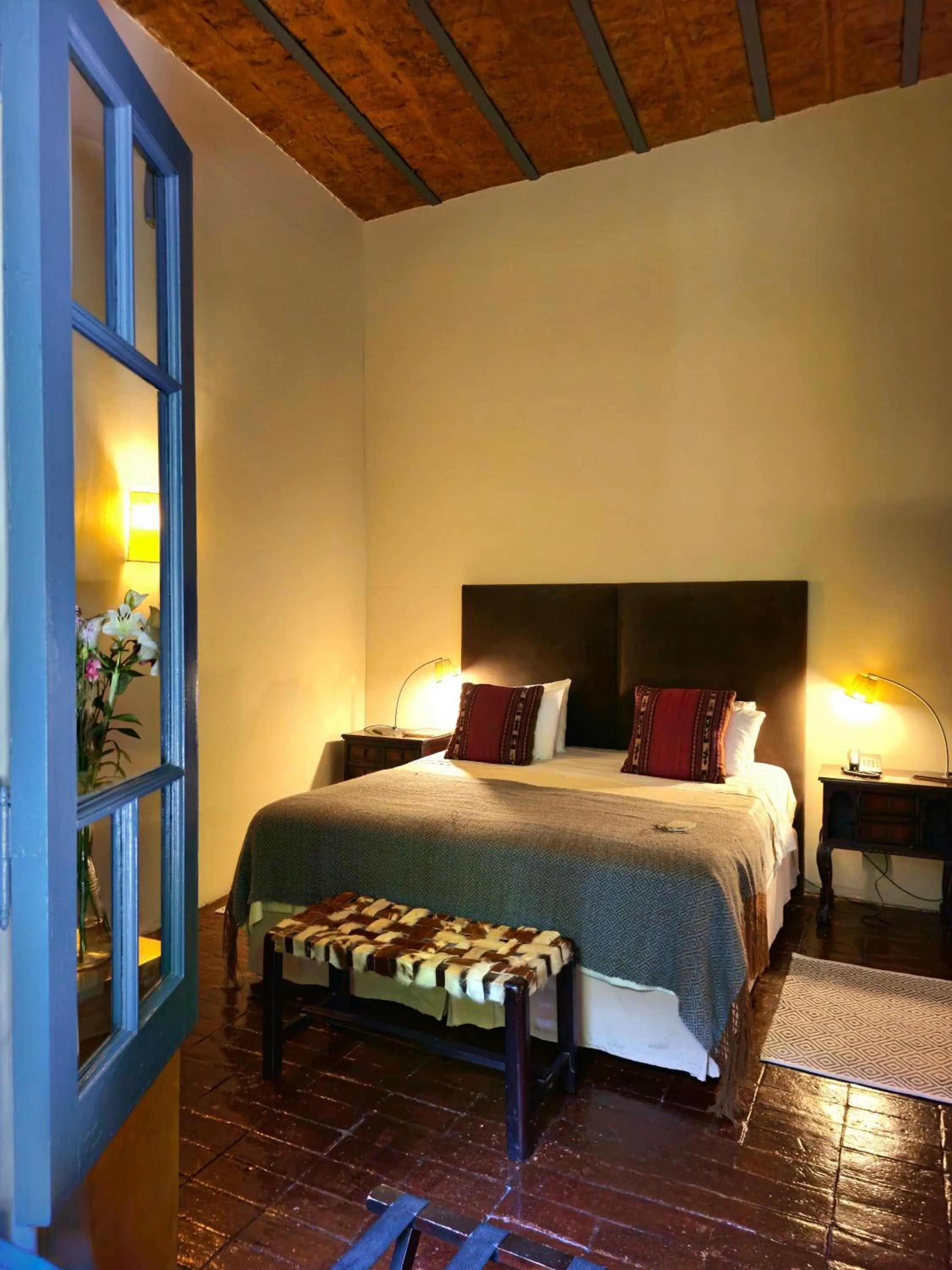 Bed in BE Jardin Escondido By Coppola