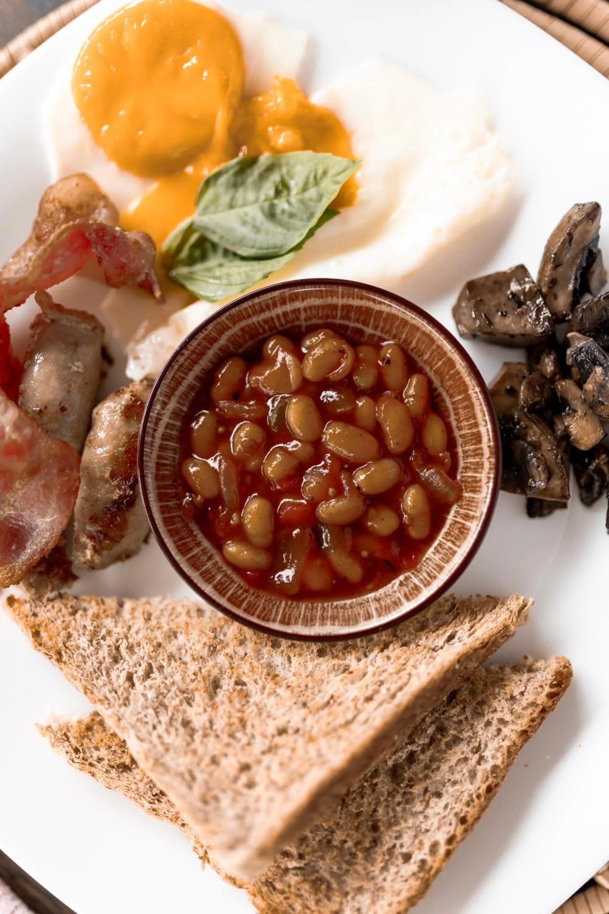 Breakfast in Little Kubu Lodge