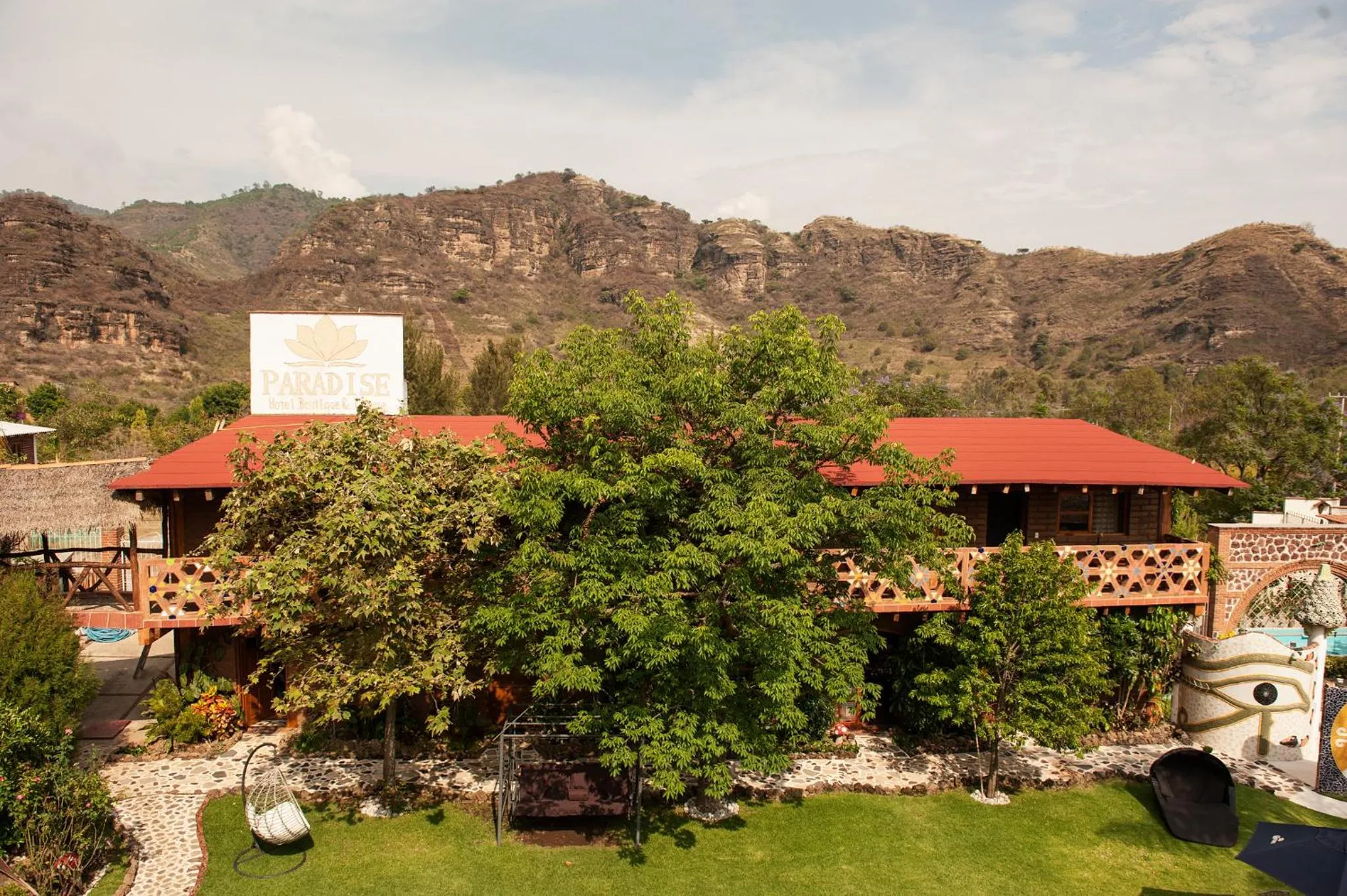 Solarium in Paradise Hotel Boutique & Lounge