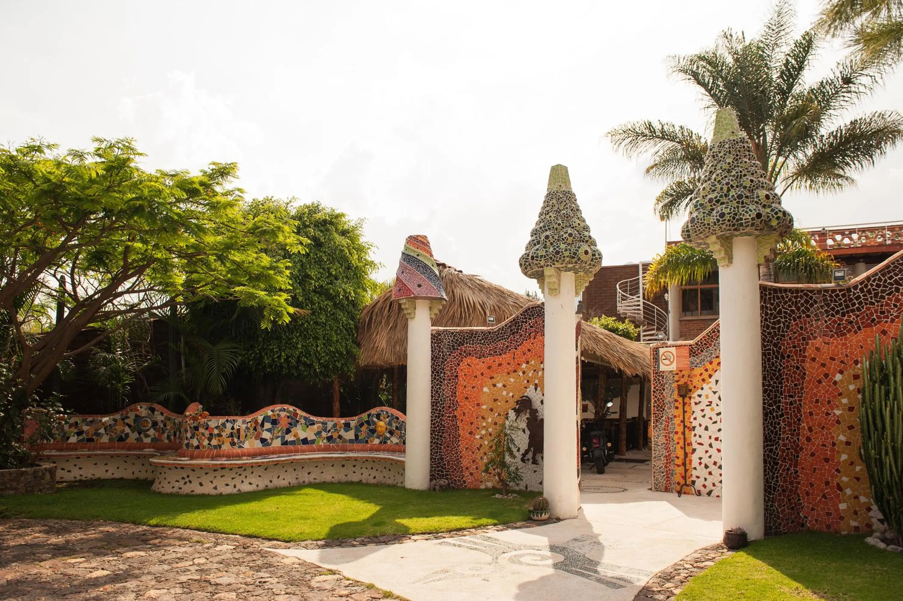 Area and facilities in Paradise Hotel Boutique & Lounge