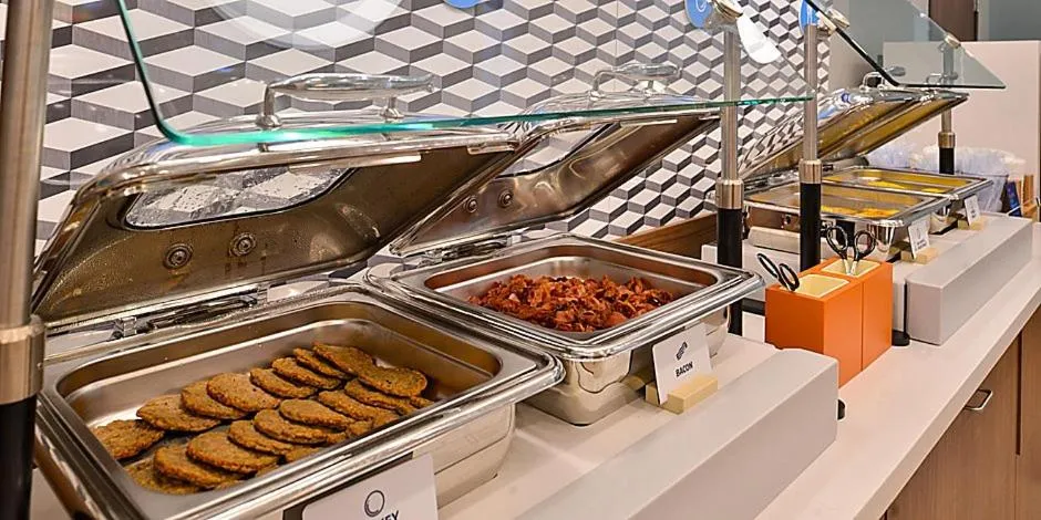 Holiday Inn Express & Suites - Staunton by IHG