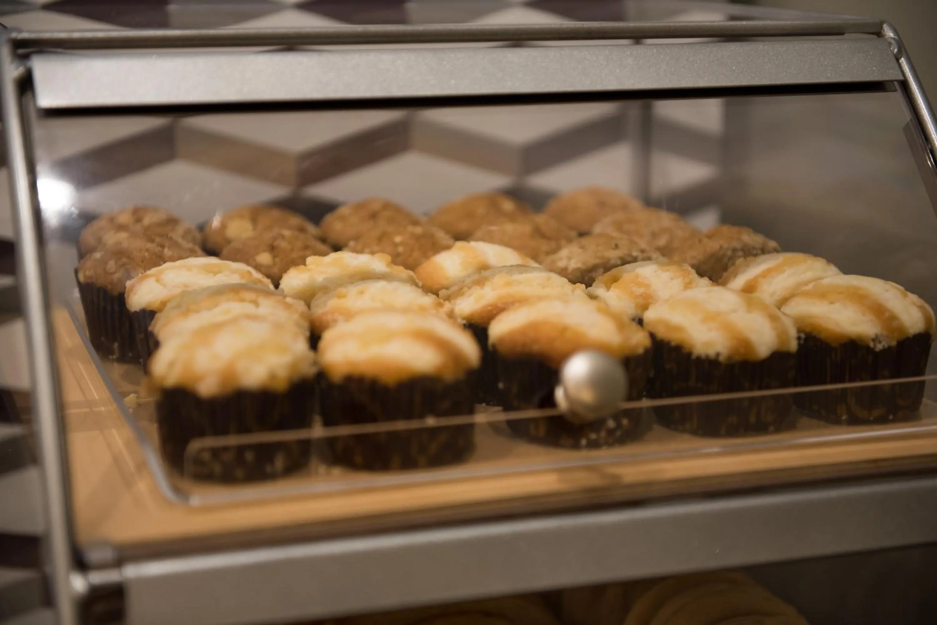 Breakfast in Holiday Inn Express & Suites - Mishawaka - South Bend by IHG