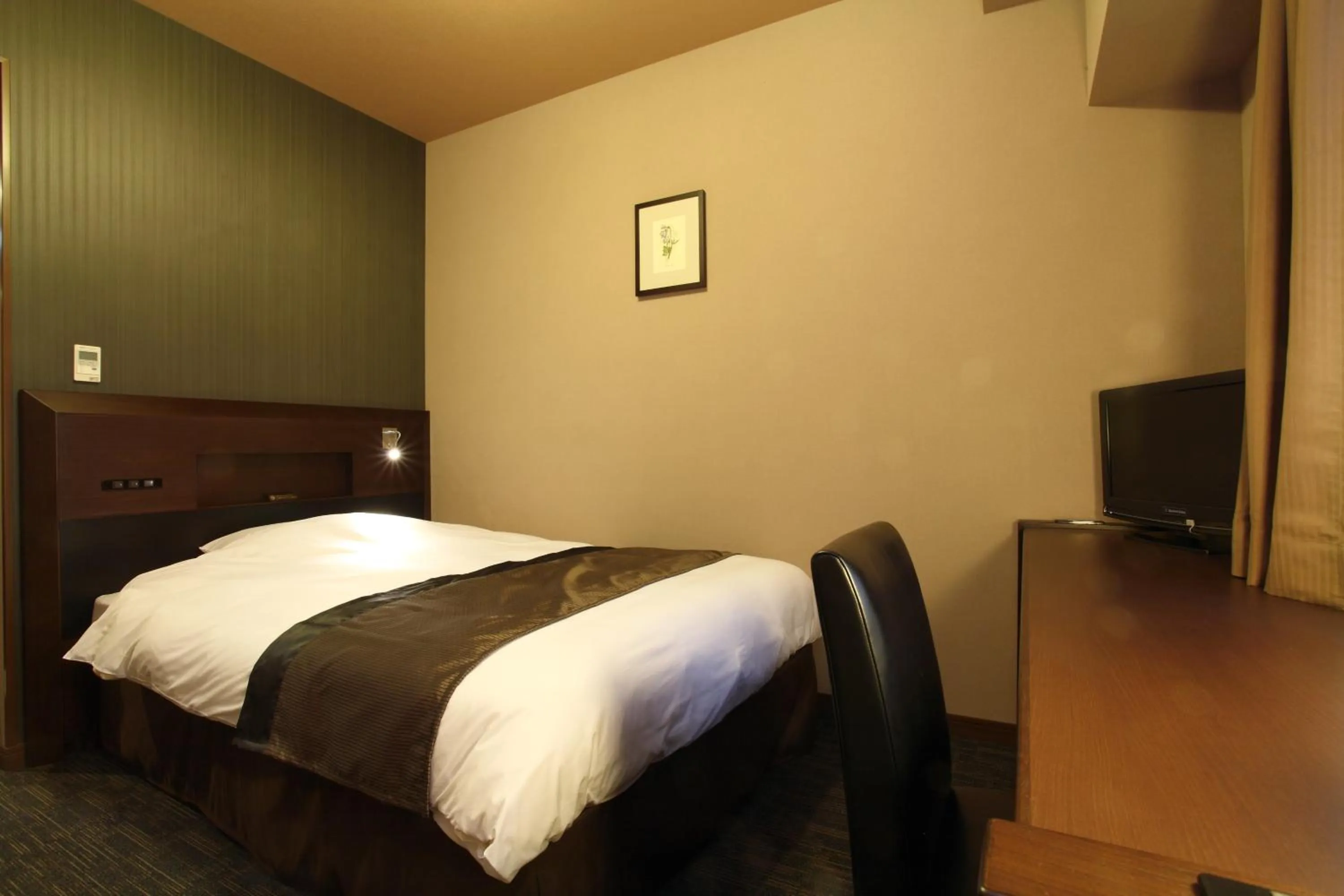 Photo of the whole room, Bed in Hotel Monte Hermana Sendai