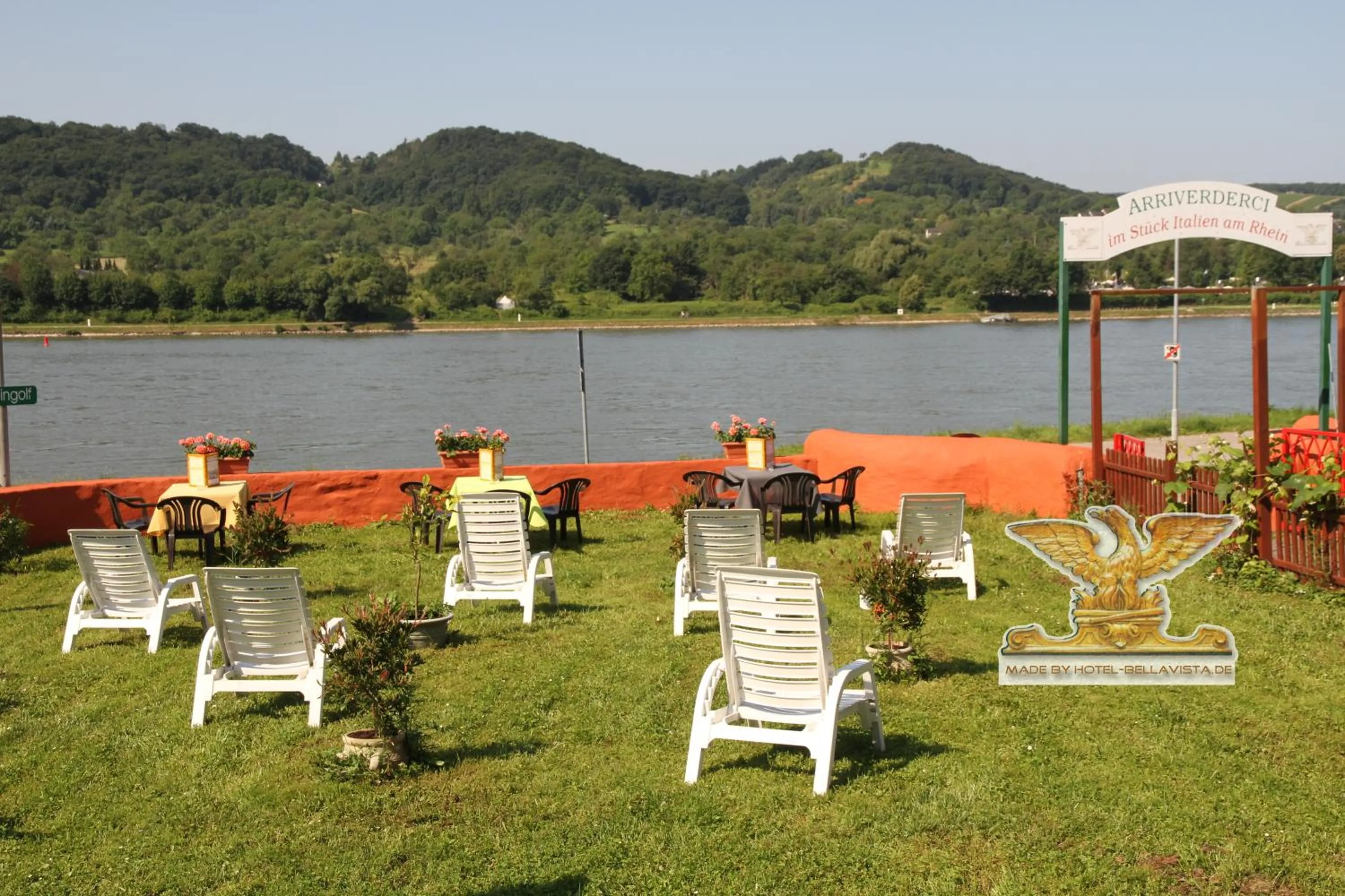 Garden in Rheinhotel Bellavista