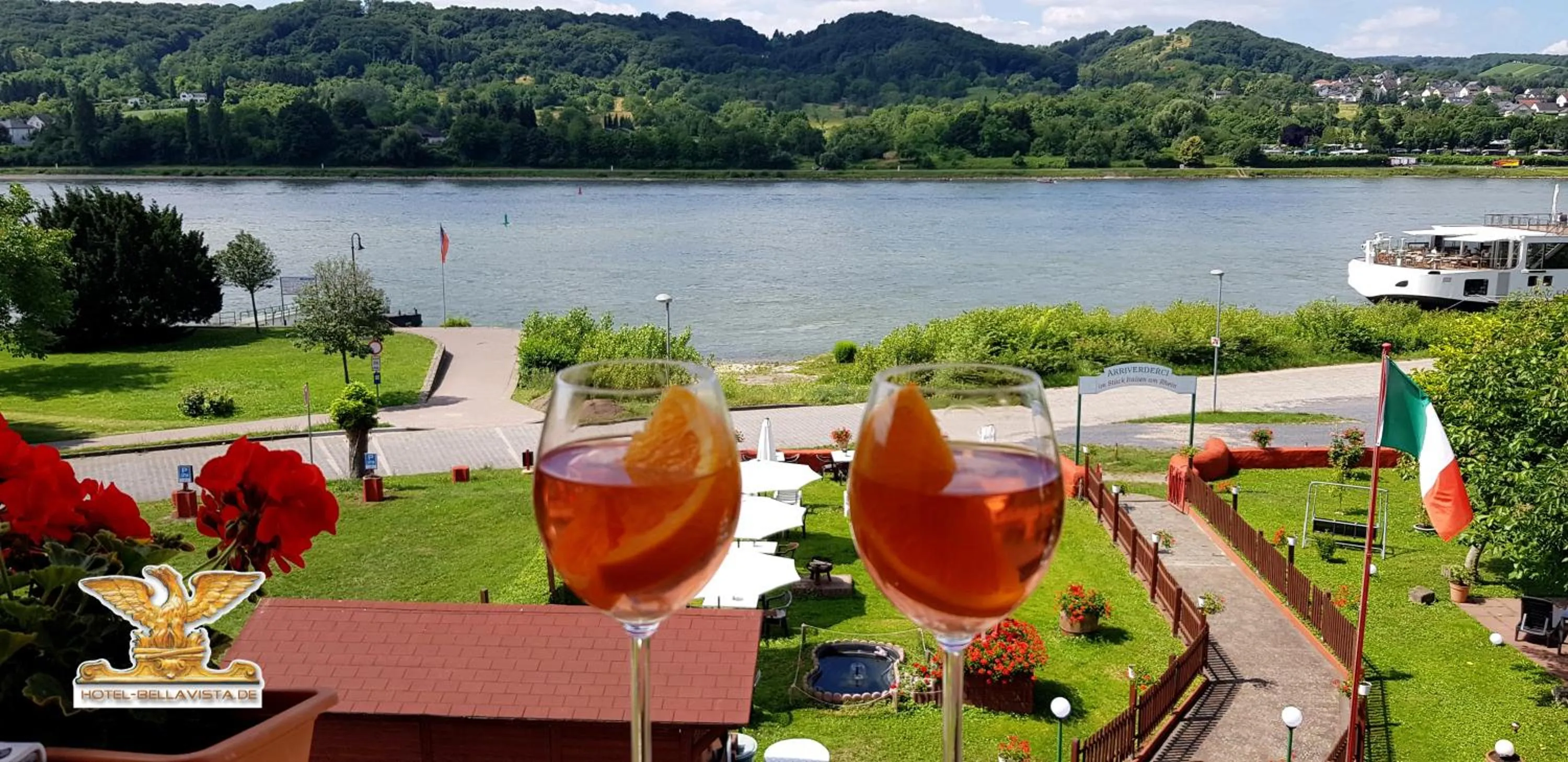 Garden view in Rheinhotel Bellavista