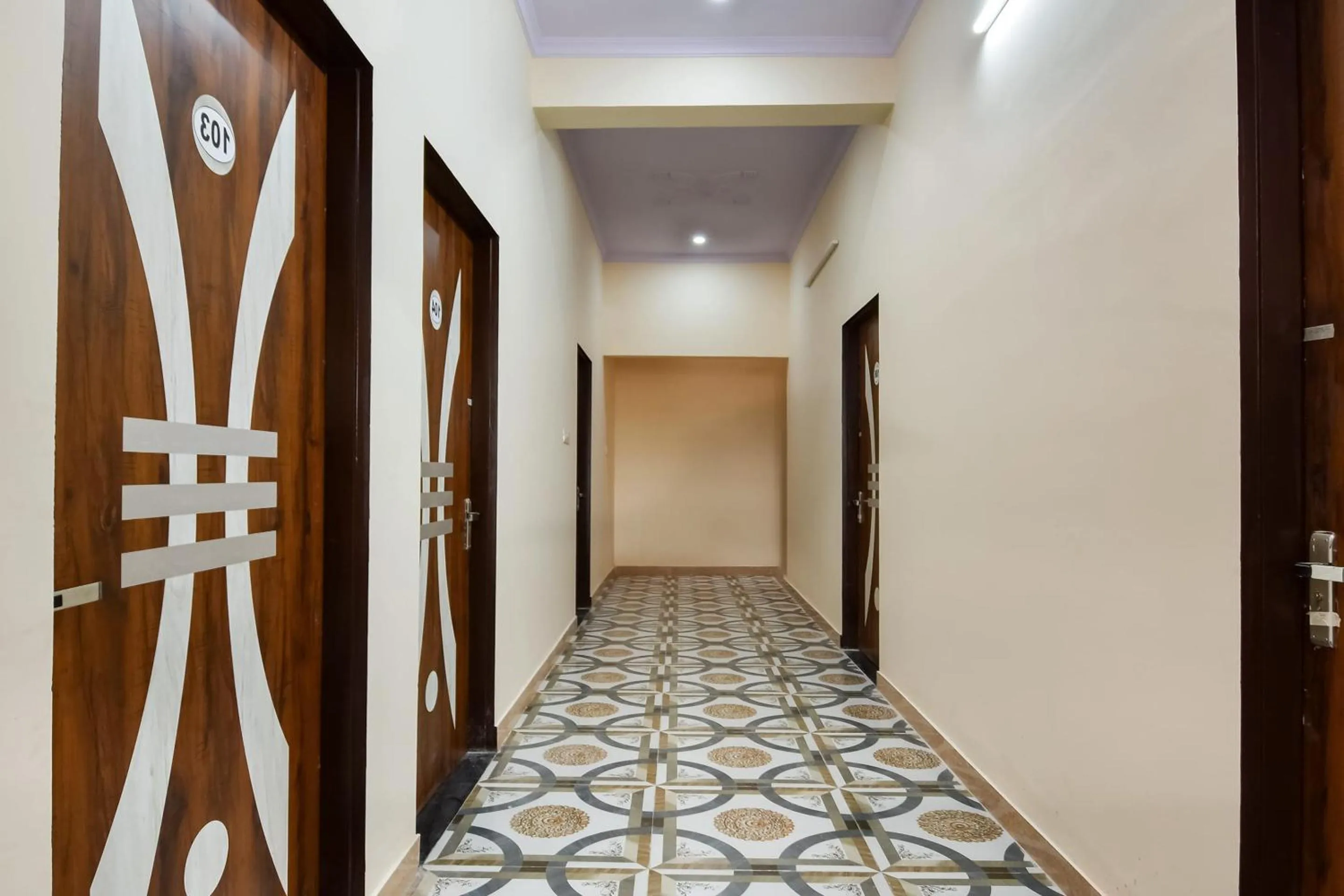 Lobby or reception in OYO 70183 Sai Kripa Lodging