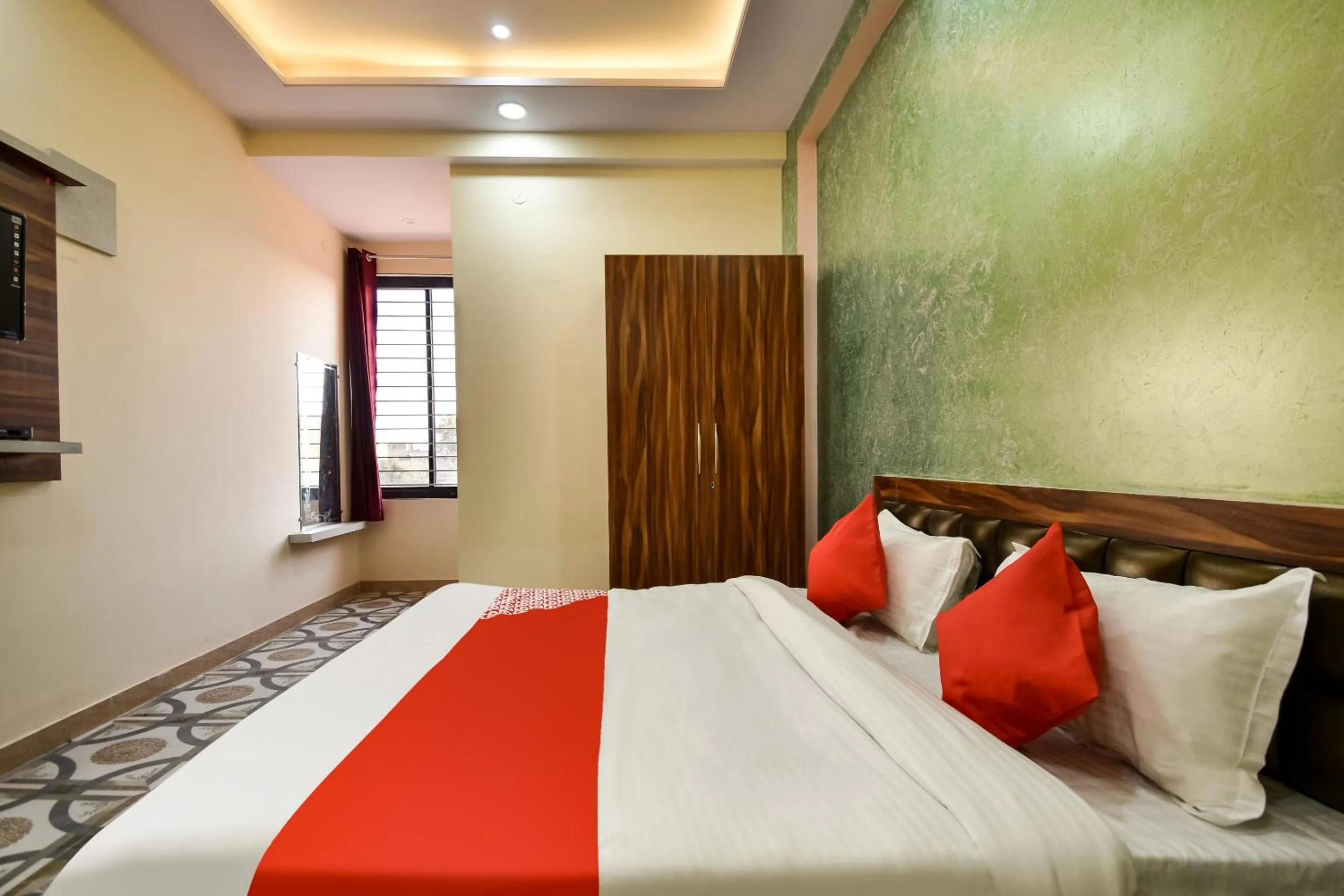 Lobby or reception in OYO 70183 Sai Kripa Lodging