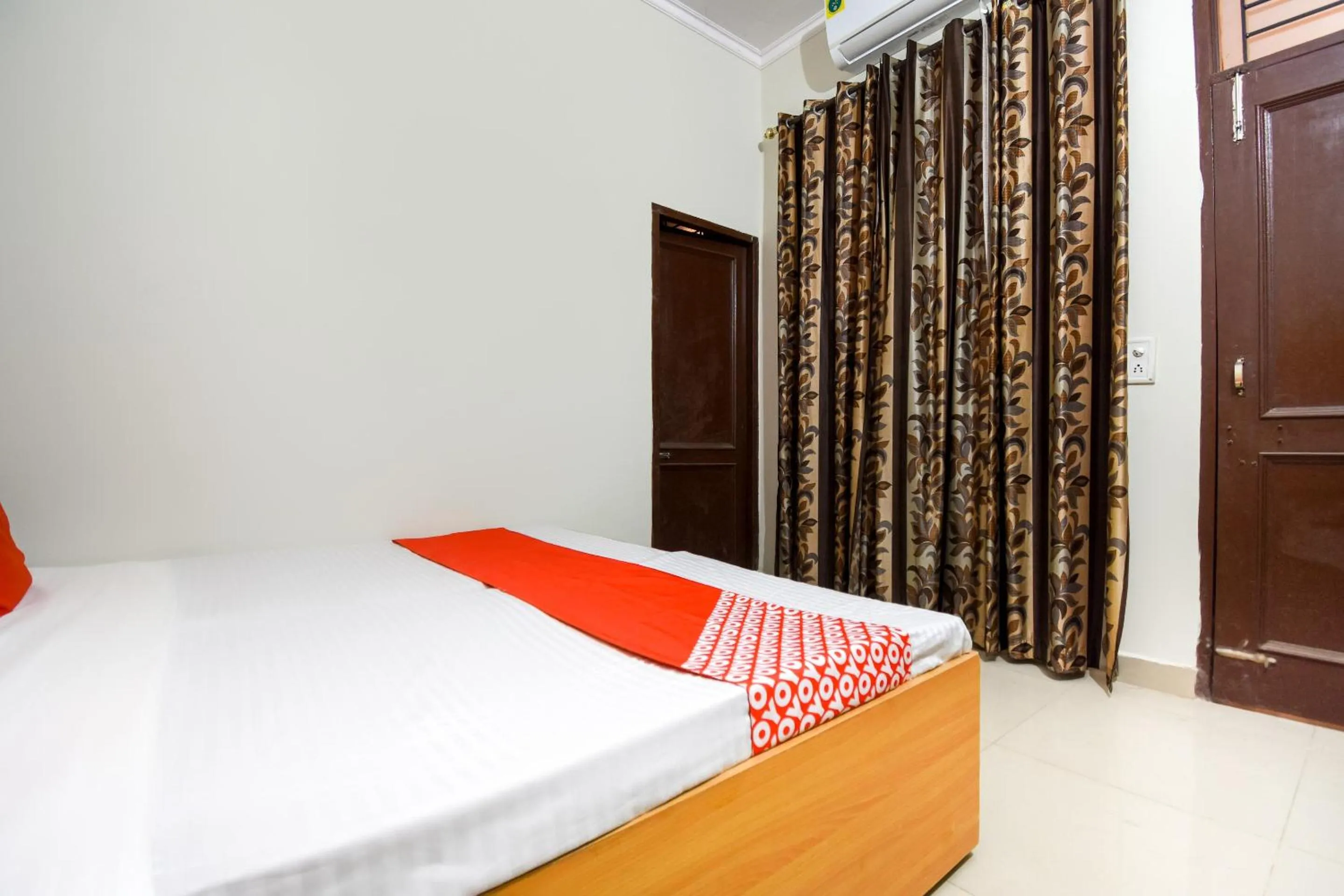 Bedroom, Bed in Hotel O Sabtera Homes