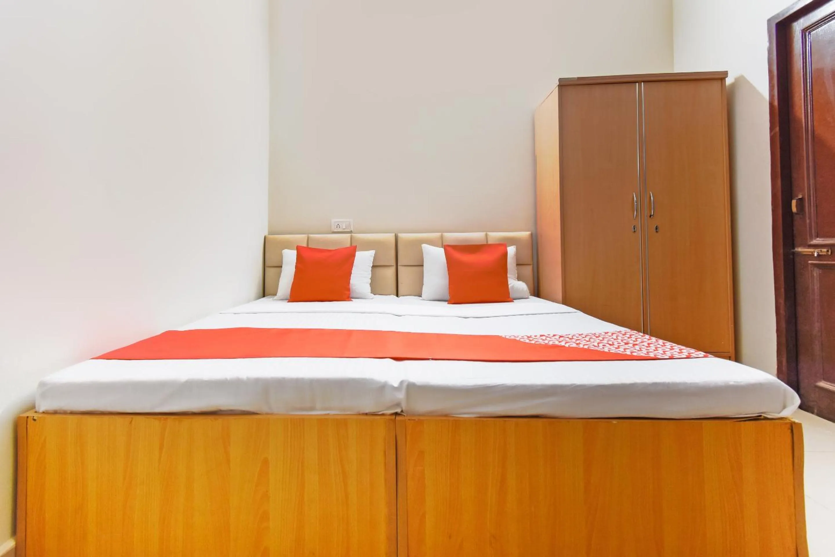 Bedroom, Bed in Hotel O Sabtera Homes