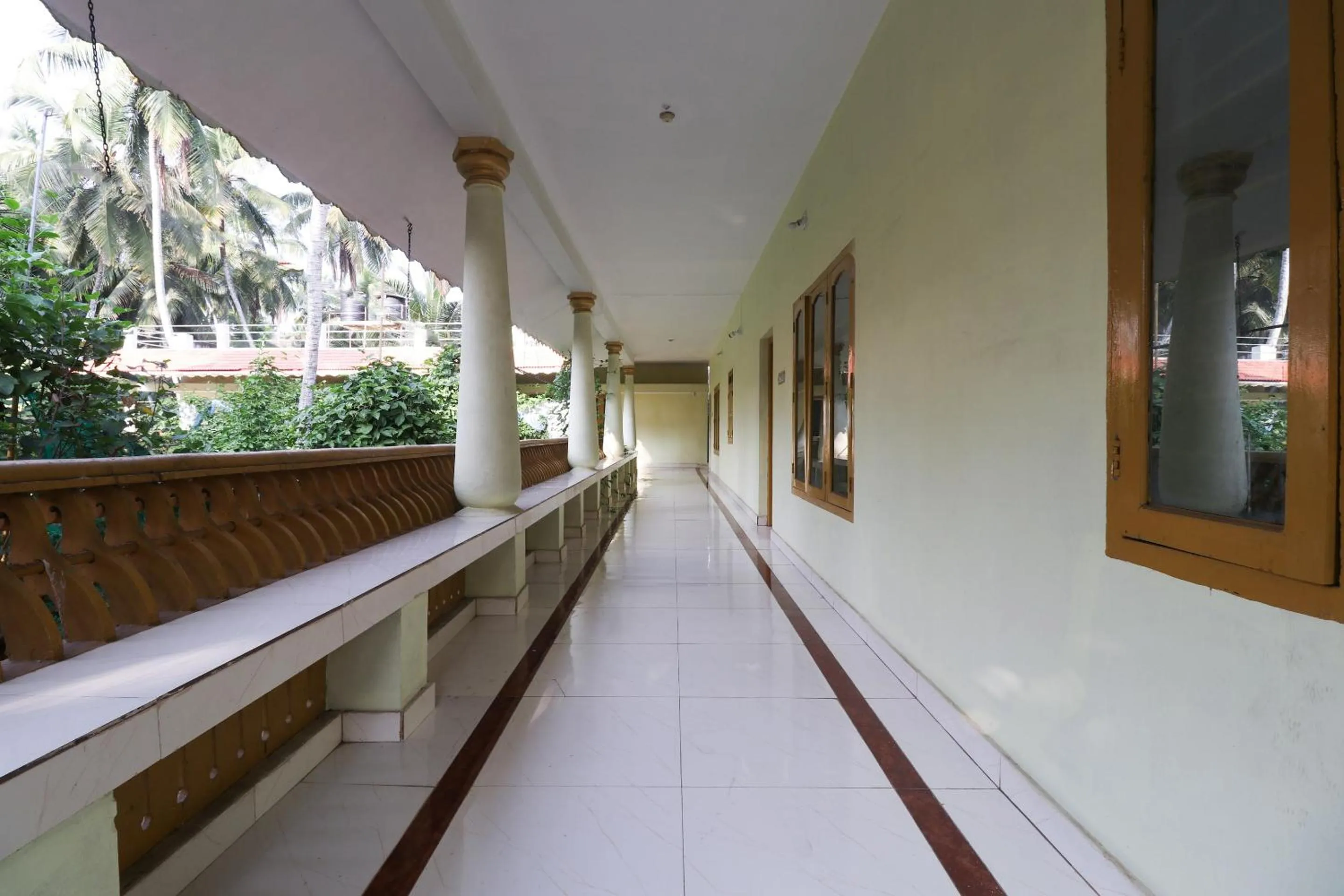 Lobby or reception in Hotel O Sandhra Apartments