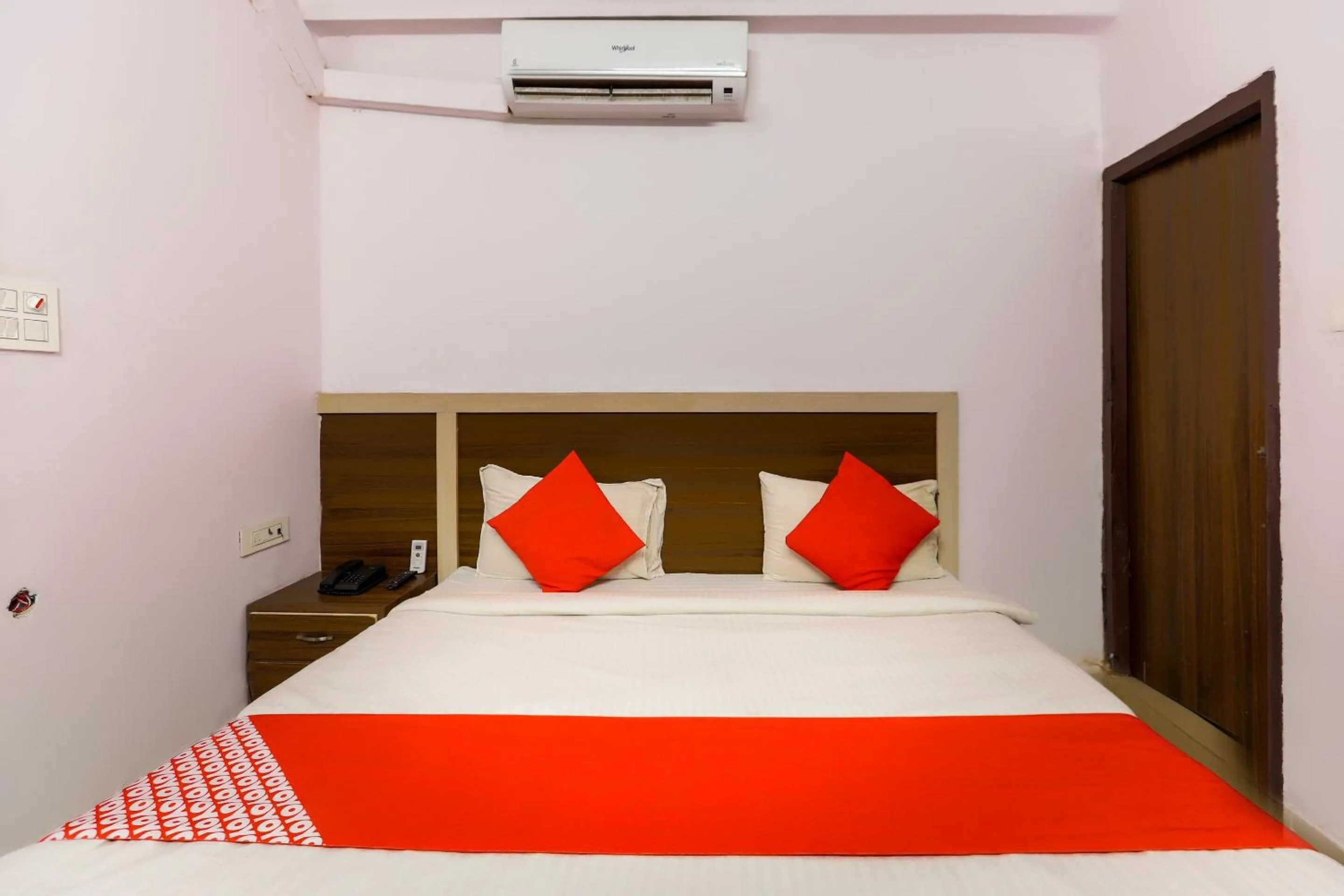 Bedroom in Hotel O Noida Villa