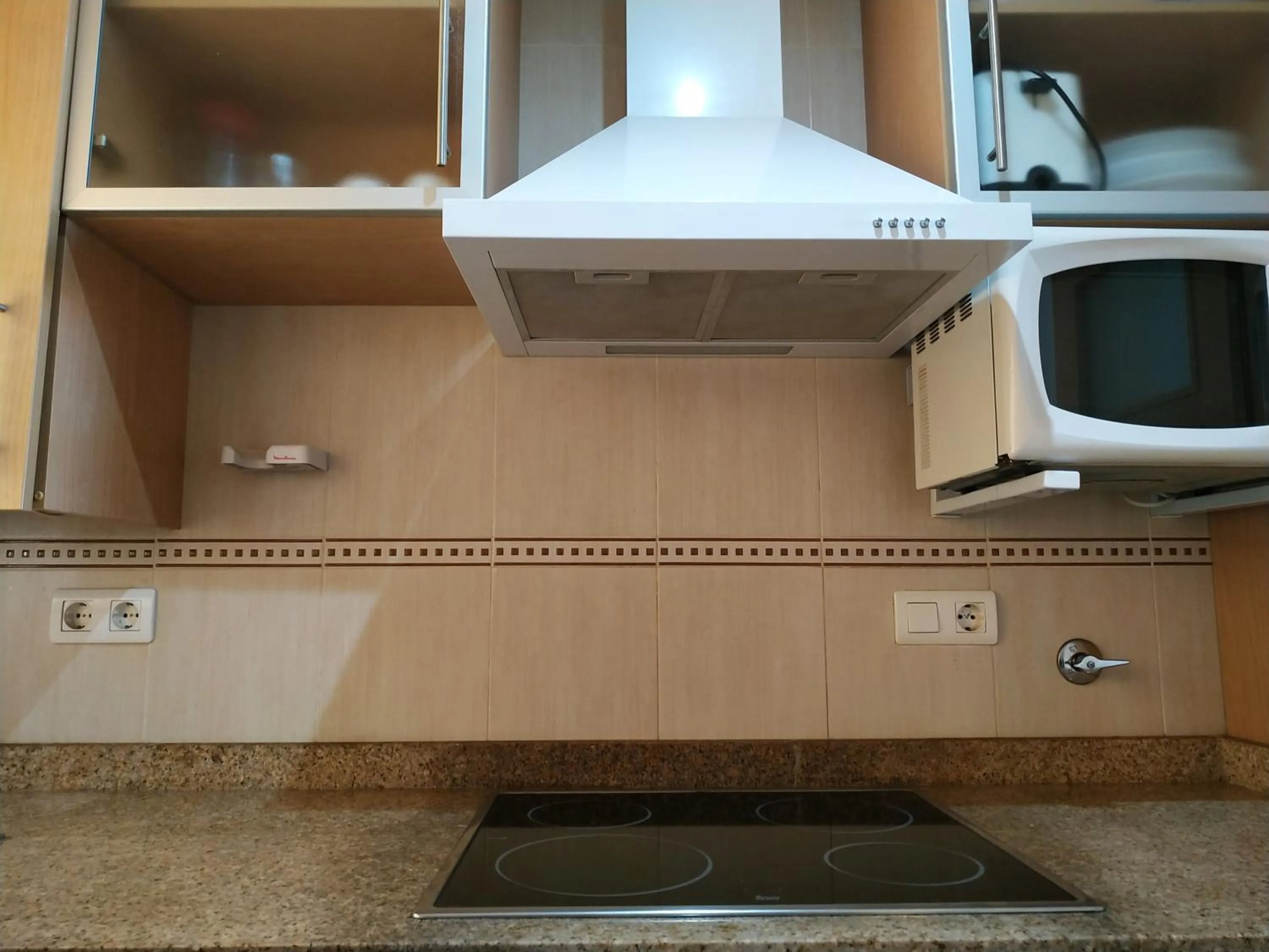 Kitchen or kitchenette in Apartamentos Coral - Marfil Marina Dor 3000