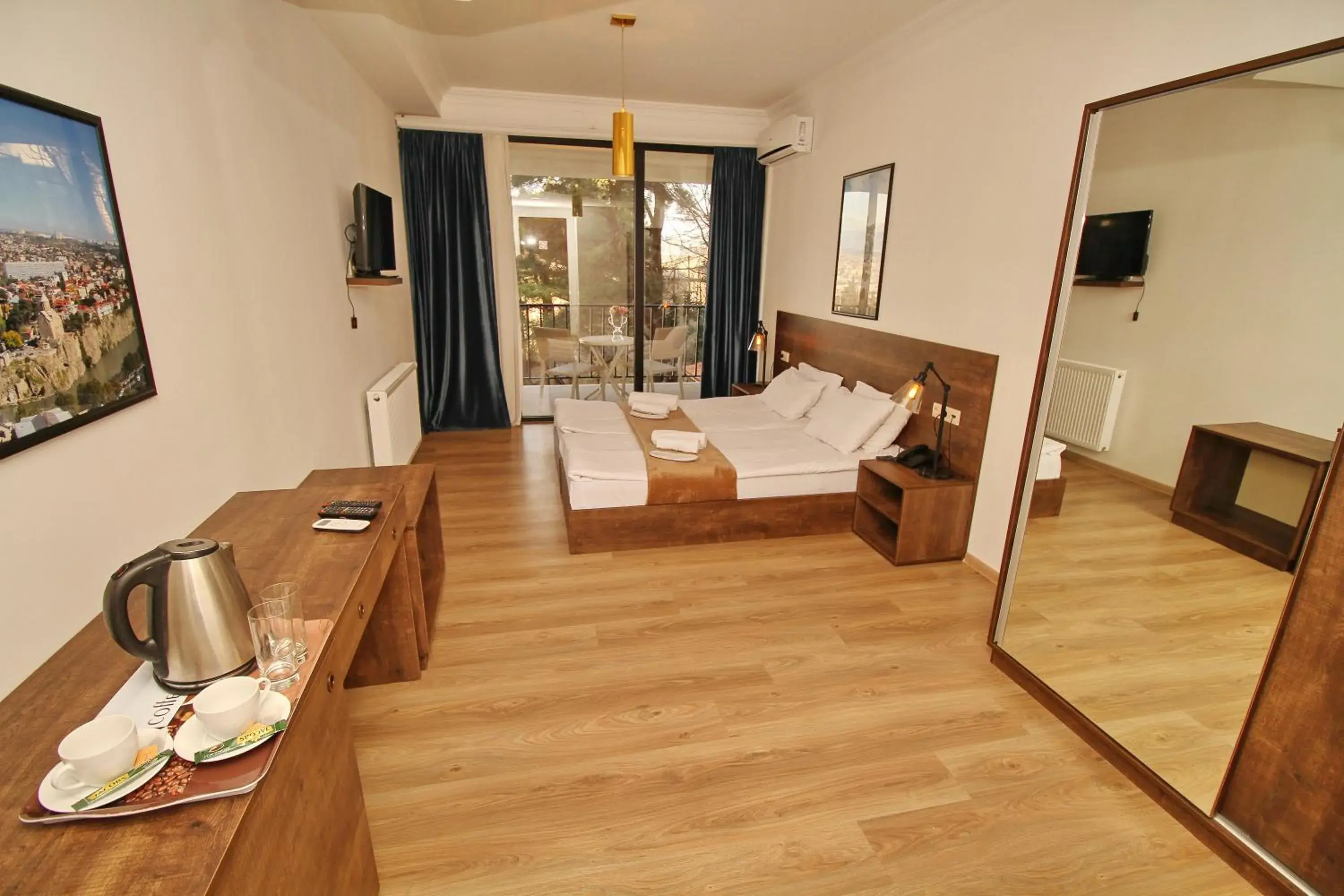 Twin Room with City View in Tbilisi View Hotel Twin Room with City View in Tbilisi View Hotel