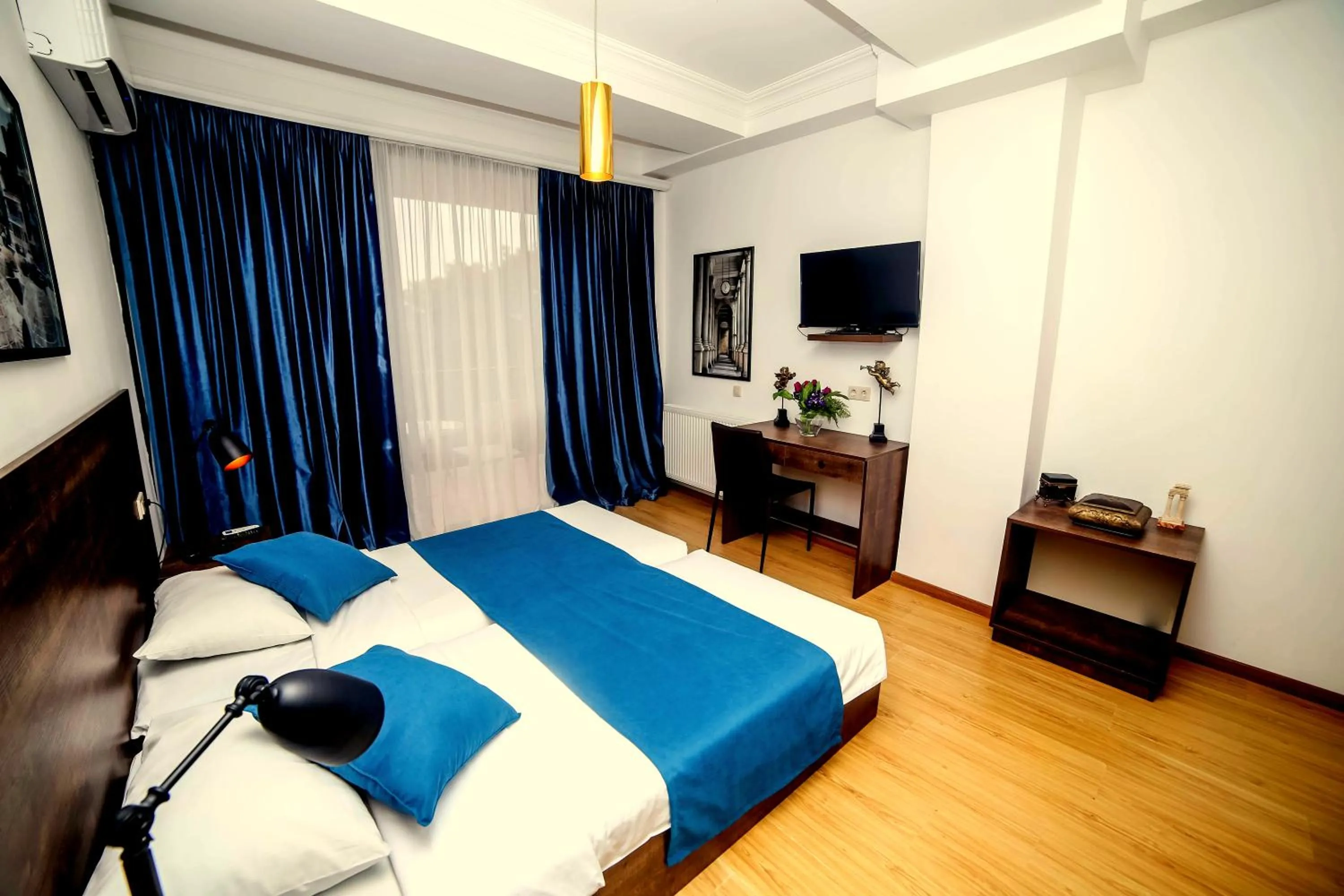 Bed in Tbilisi View Hotel