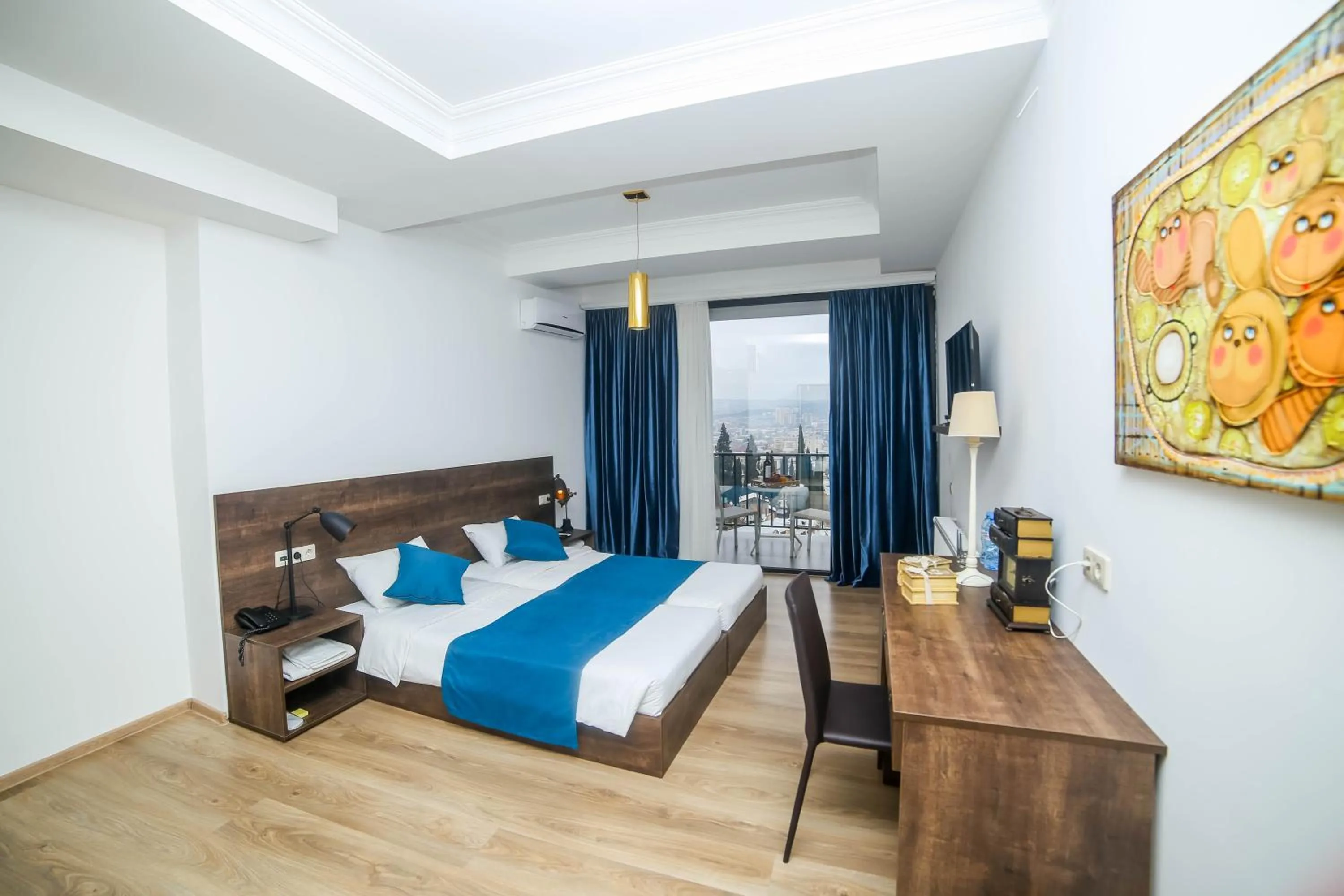 Photo of the whole room, Bed in Tbilisi View Hotel