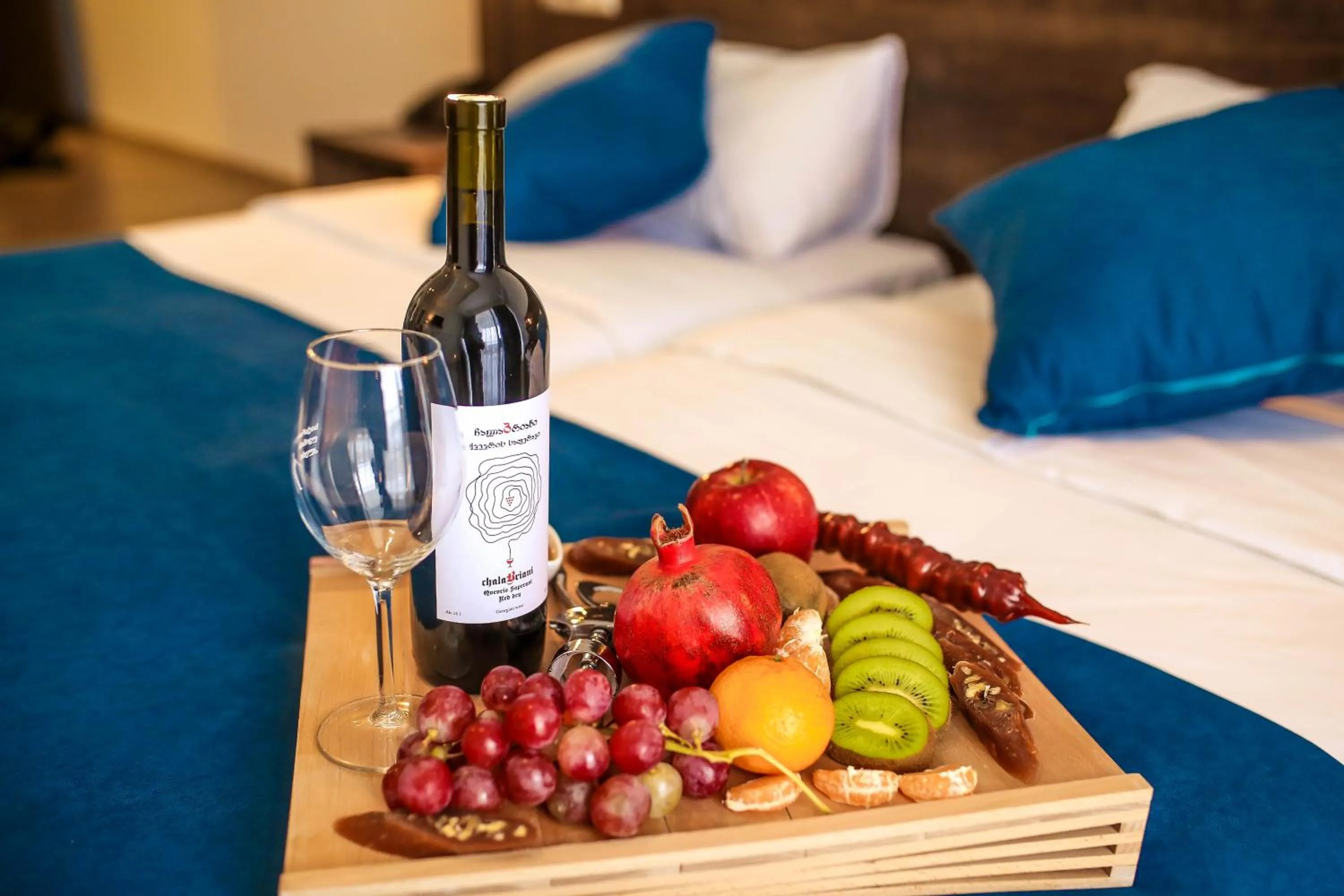 Food and drinks, Bed in Tbilisi View Hotel