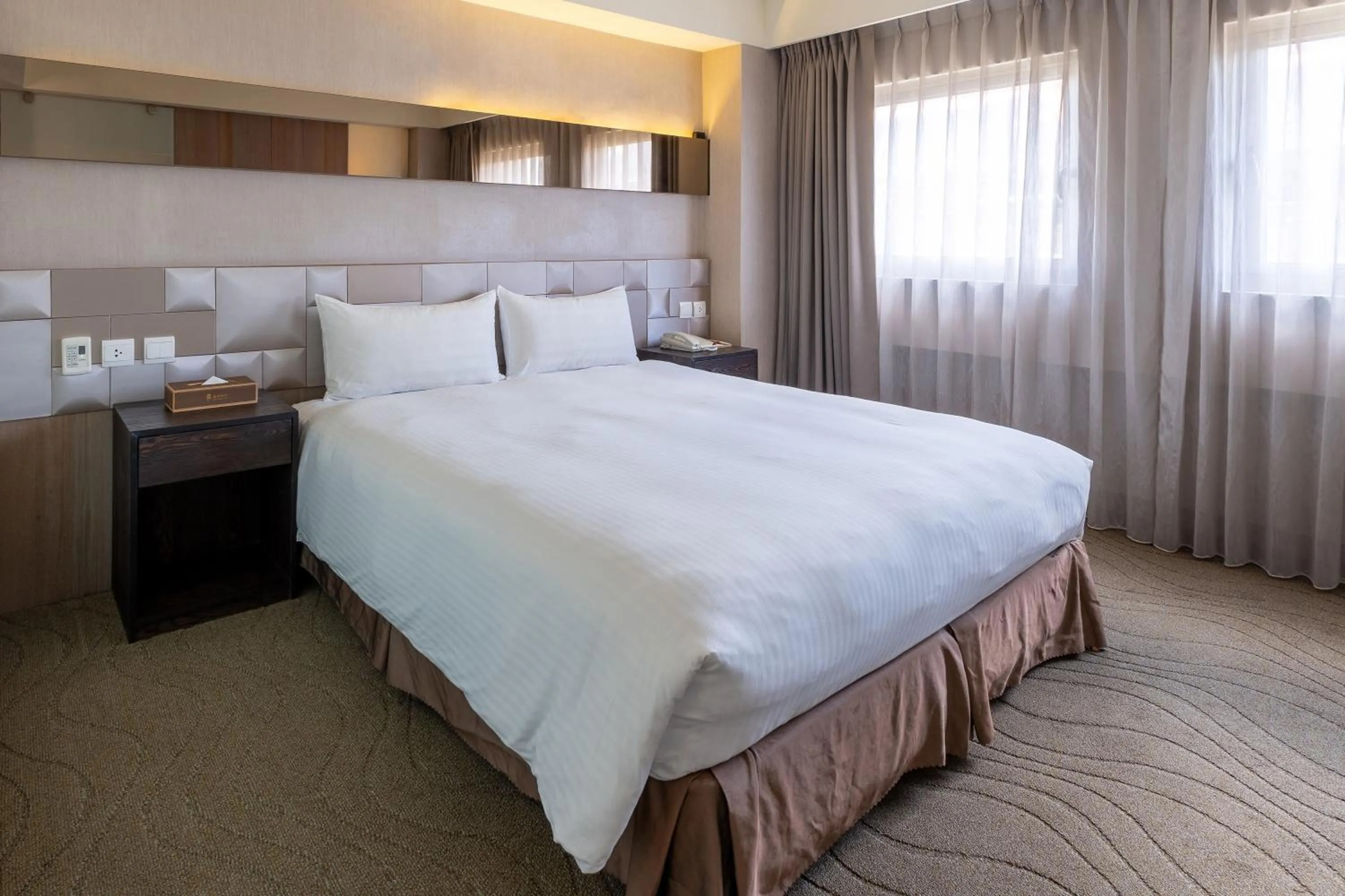 Bed in Guide Hotel Taipei Chongqing