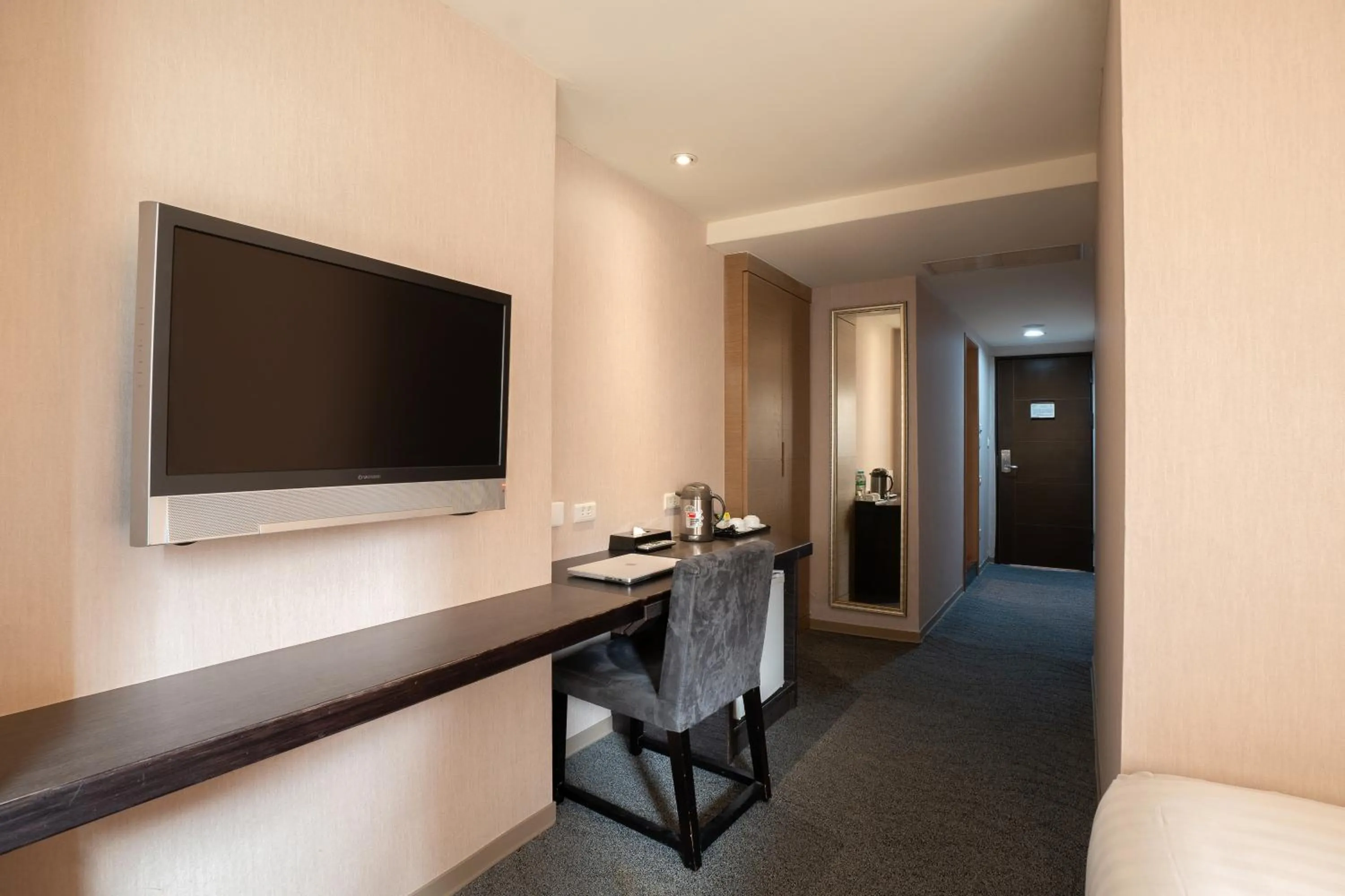 Superior Double Room in Guide Hotel Taipei Chongqing