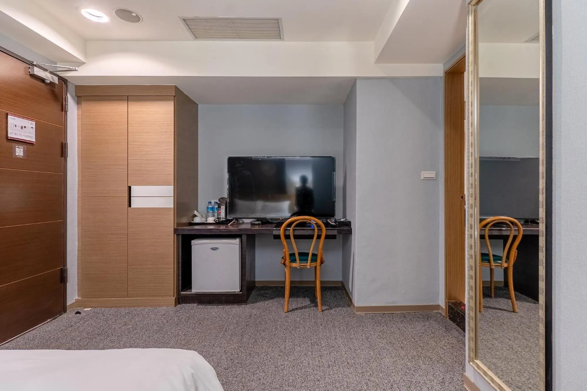 bunk bed, Bed in Guide Hotel Taipei Chongqing