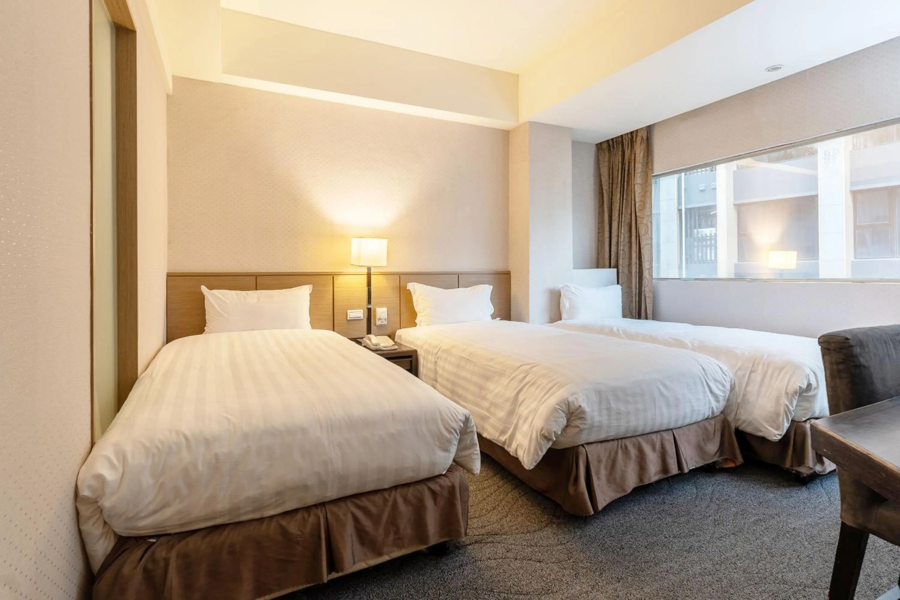 Bed in Guide Hotel Taipei Chongqing