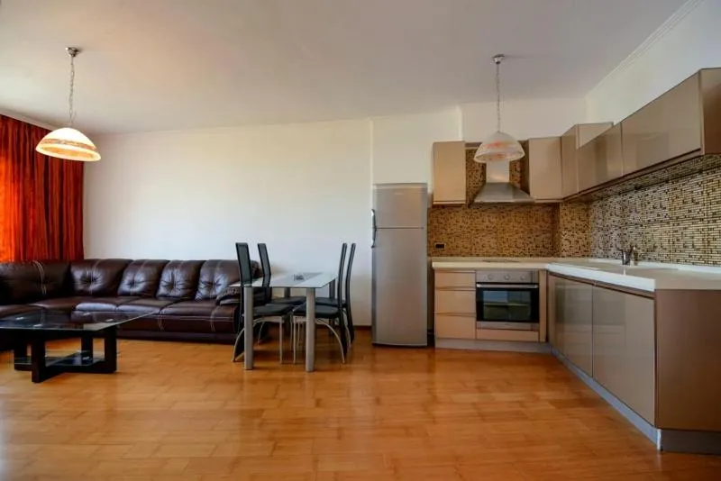 Purple Star Apartments