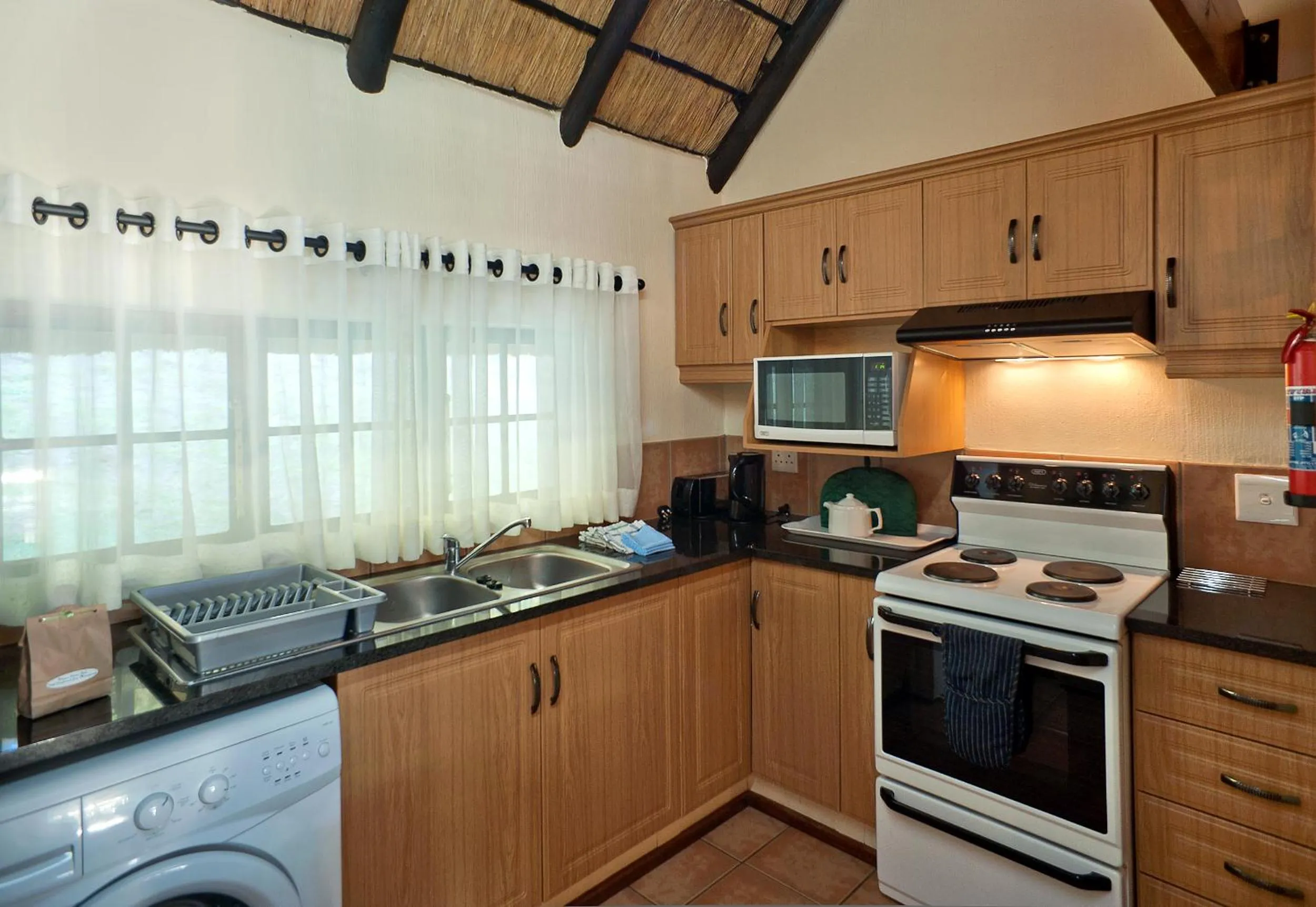 Kitchen or kitchenette in Fairways Drakensberg Resort