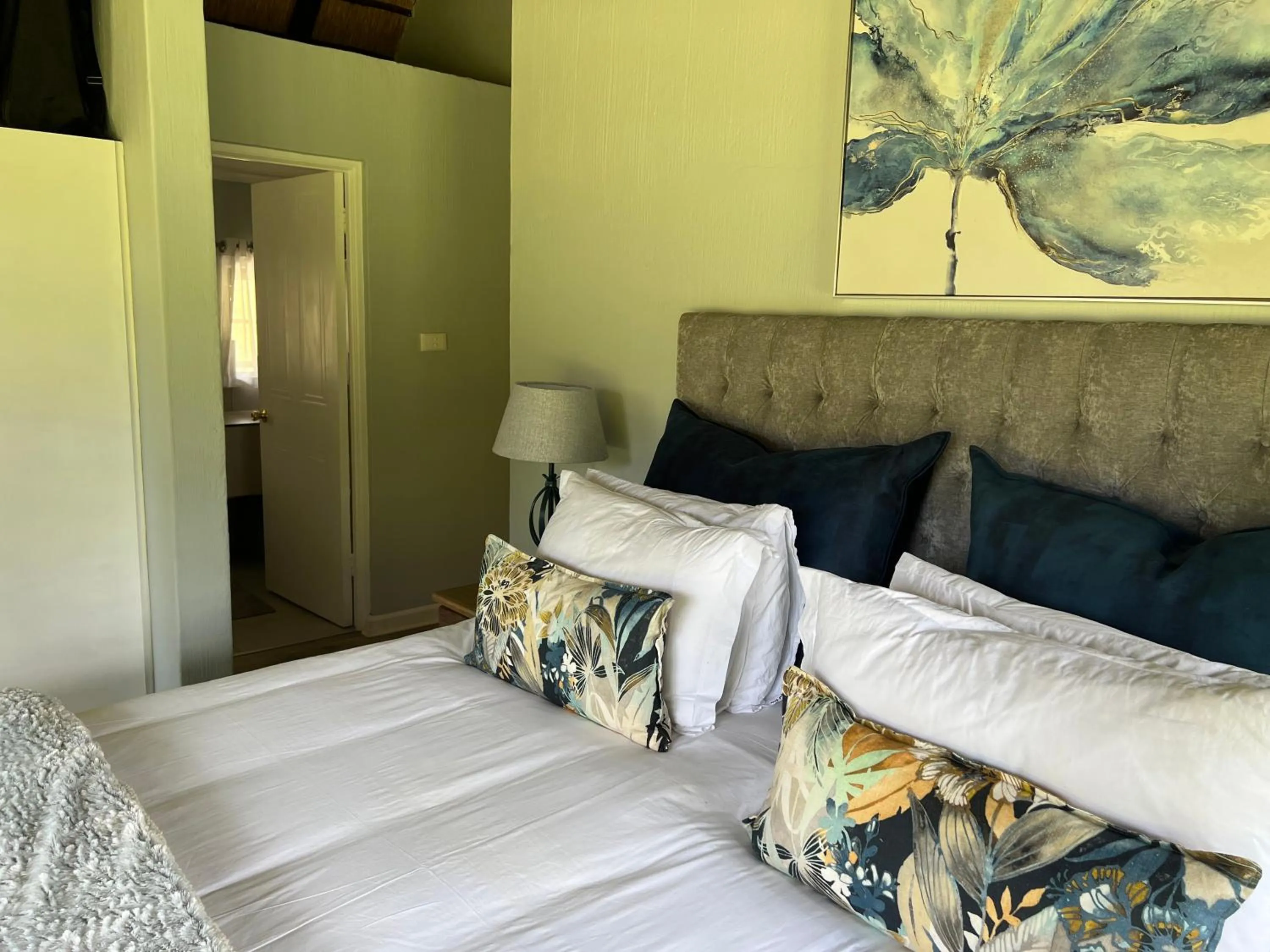 Bed in Fairways Drakensberg Resort