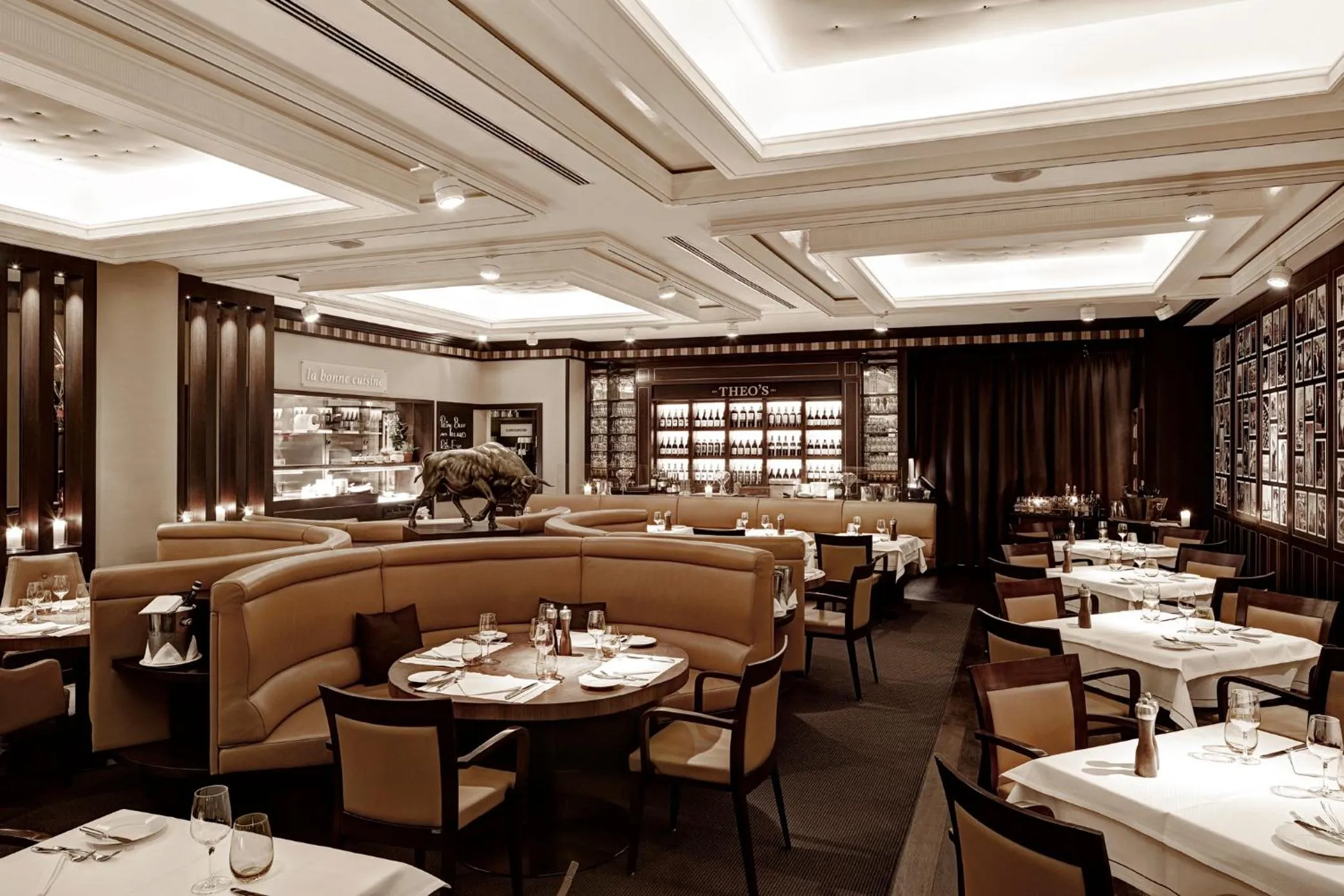 GRAND ELYSEE Hamburg