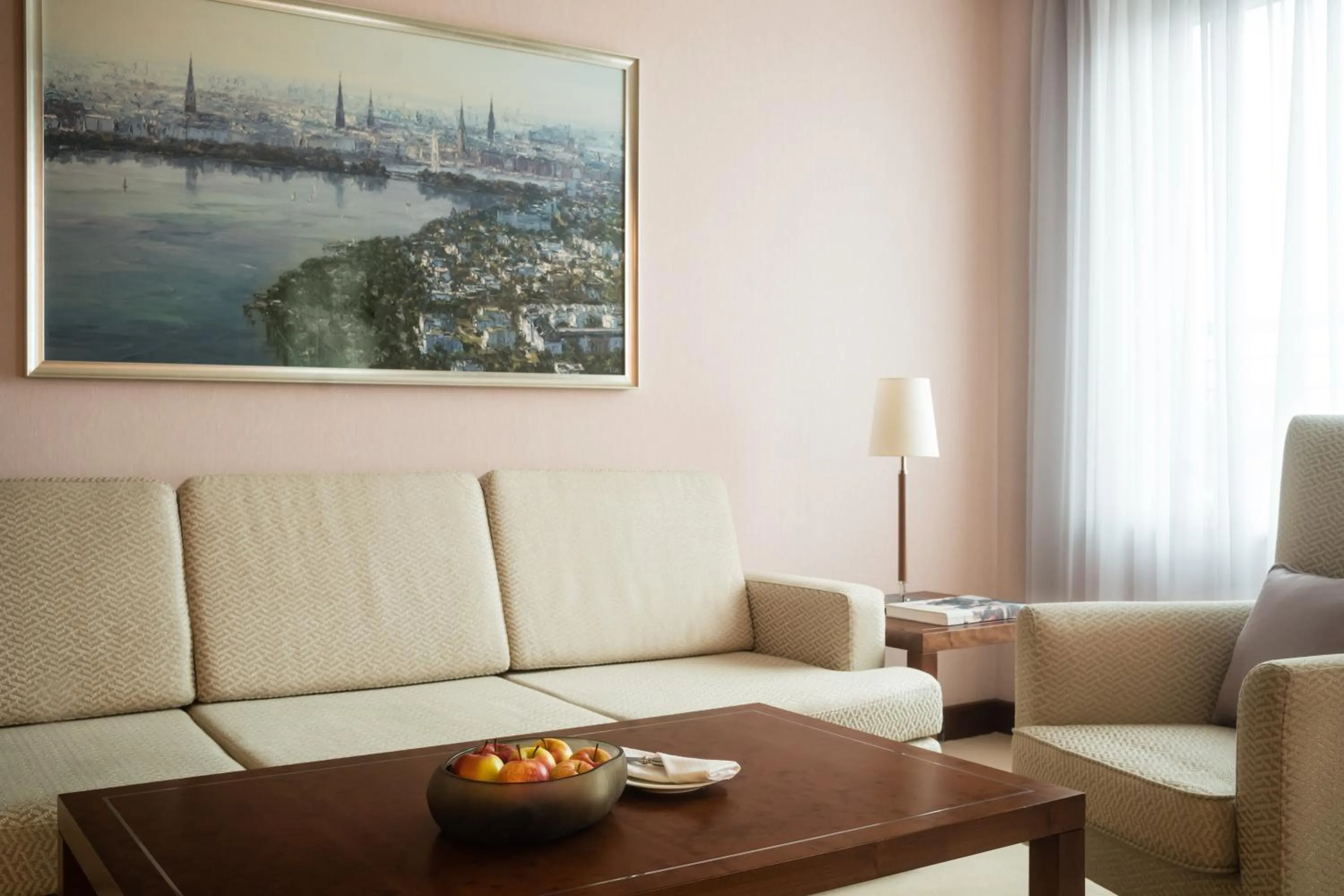 GRAND ELYSEE Hamburg