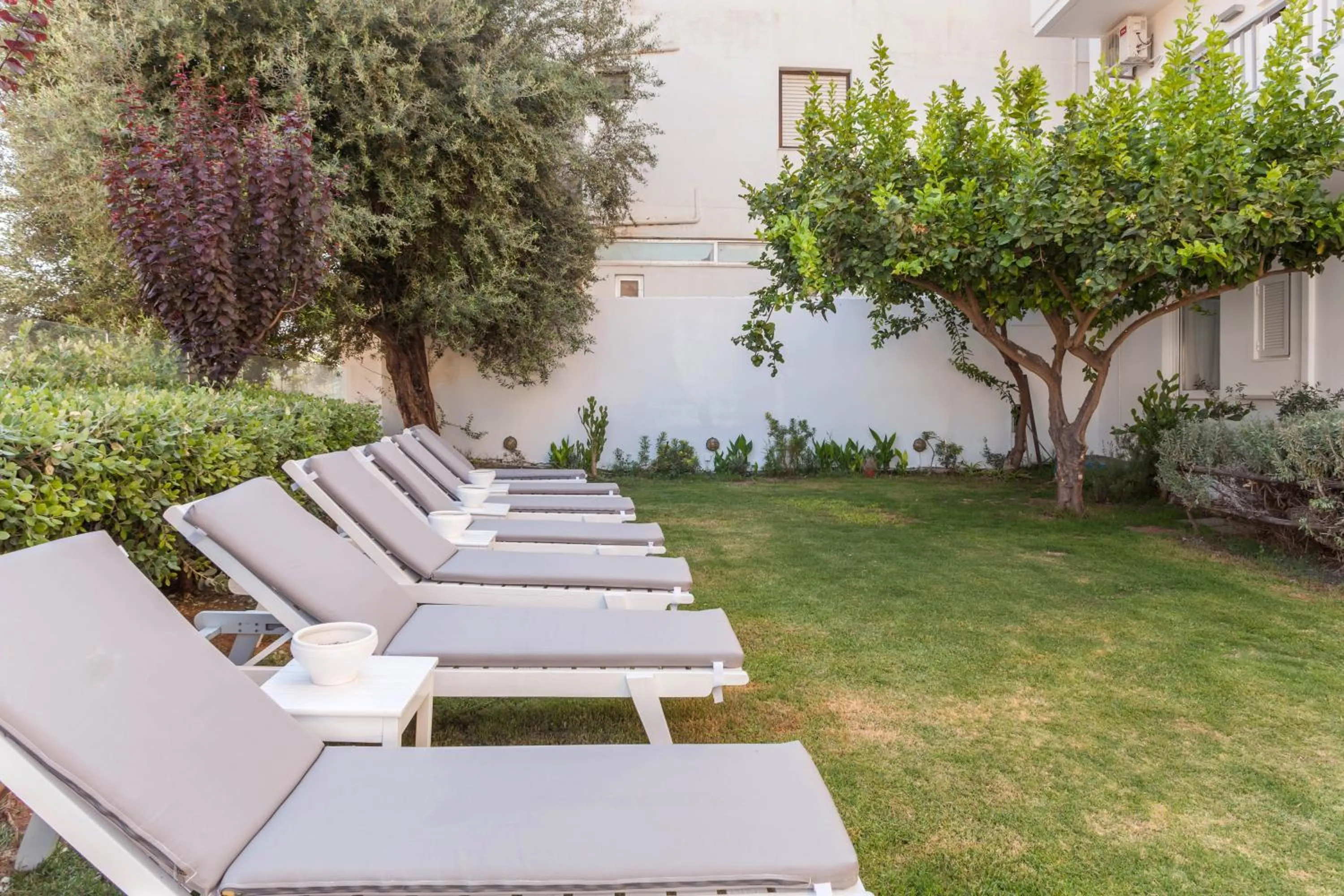 Garden in Fedra Boutique Apartments