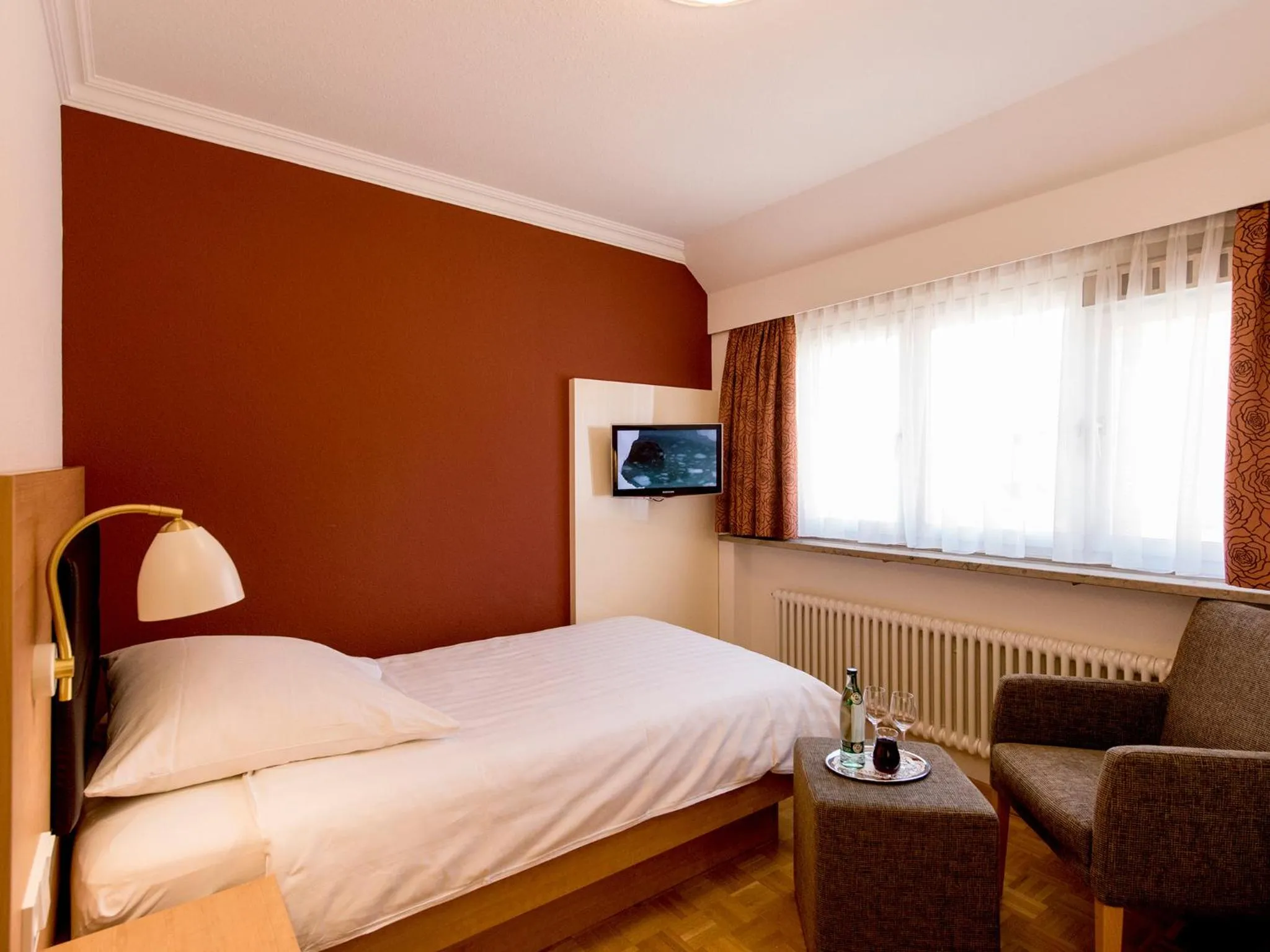 Photo of the whole room, Bed in Hotel Ochsen