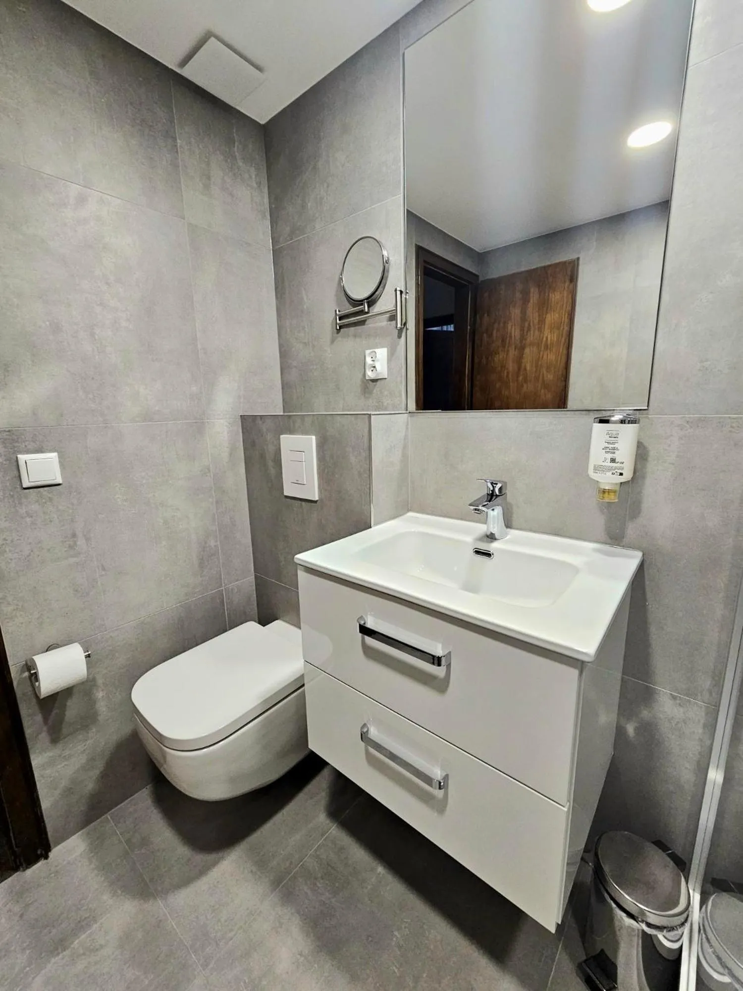 Toilet in Hotel Quellenhof