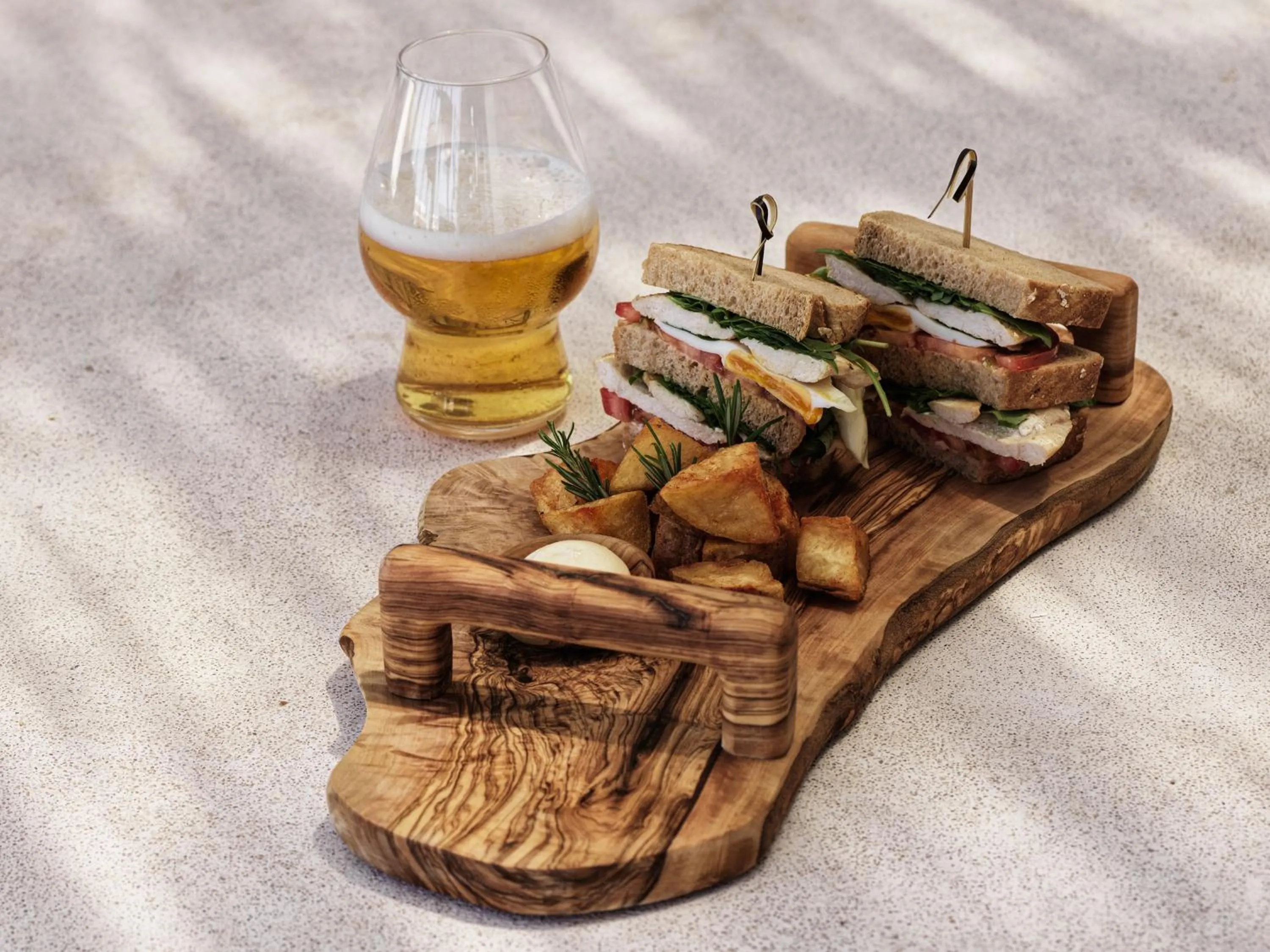 Food and drinks in Mykonos Earth Suites